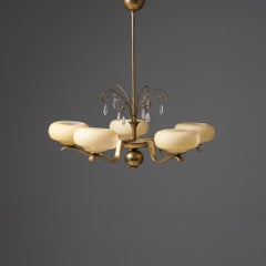 Lustre Art déco en cristal et laiton, attribué à… Paavo Tynell, années 1940