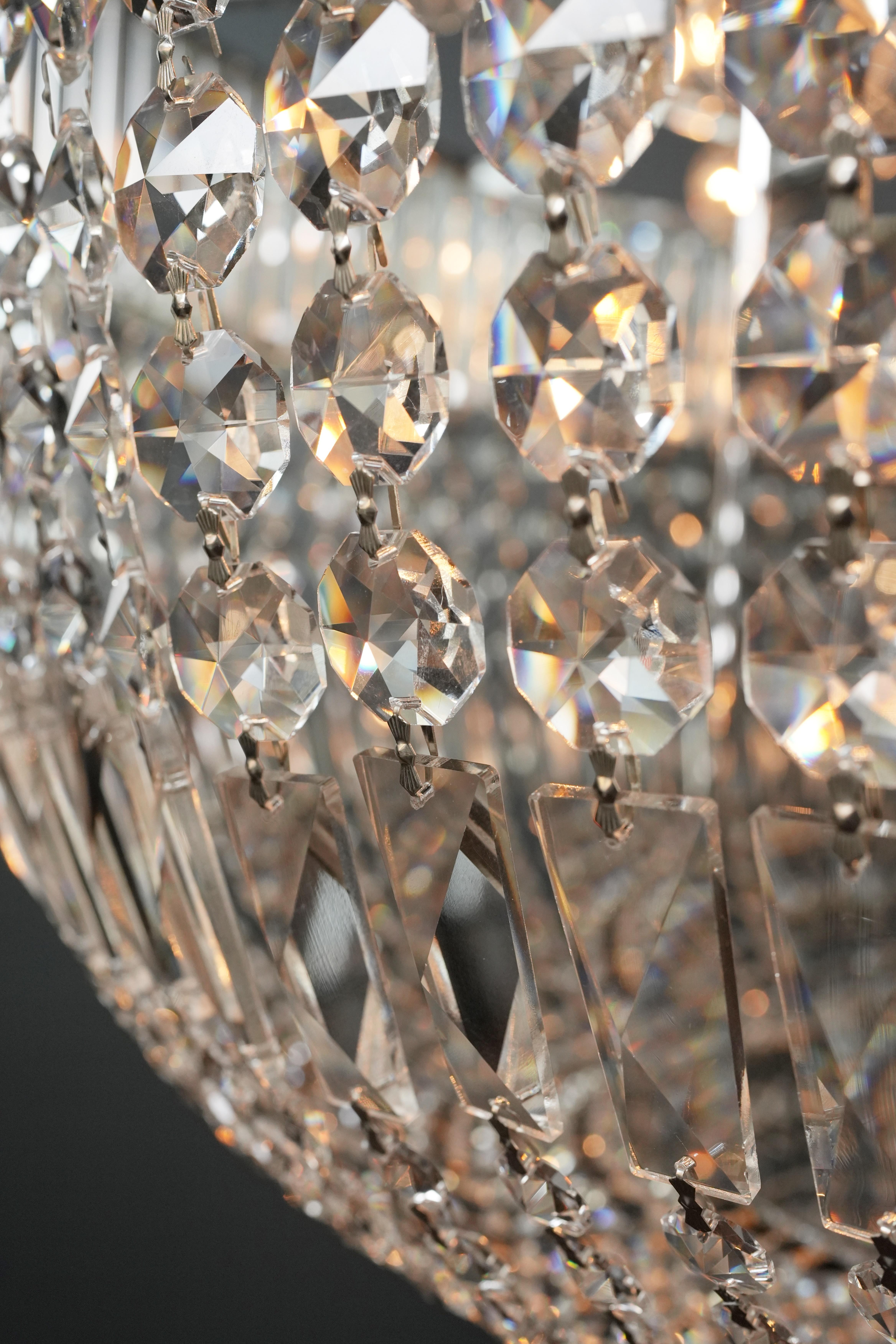 Kristall-Kronleuchter Empire Sac a Perlen-Palastlampe Chrom im Art déco-Stil im Angebot 6