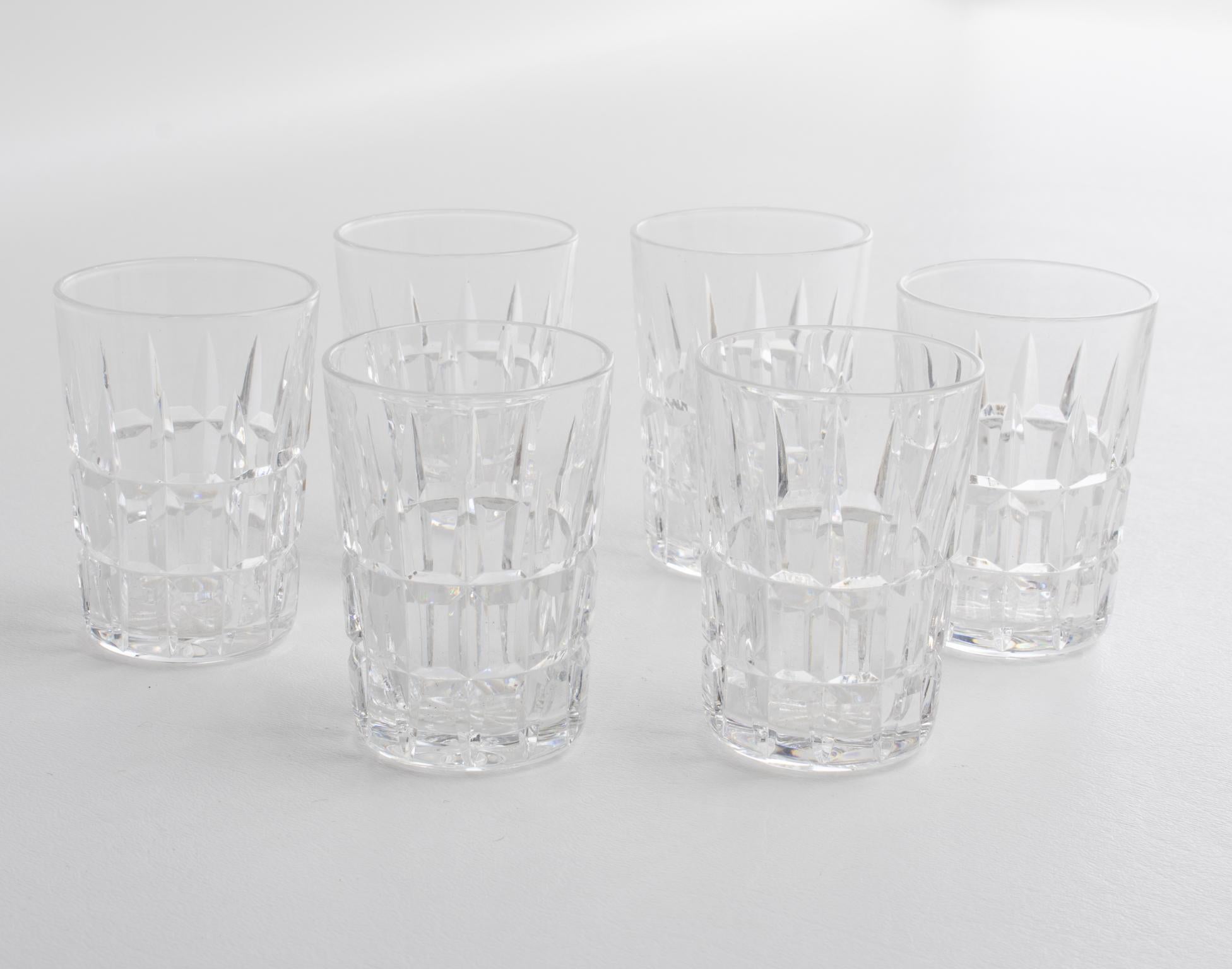 Copas cordiales o vasos de chupito de cristal Art Déco de St. Louis Crystal, 6 piezas en Excelente estado para la venta en Atlanta, GA