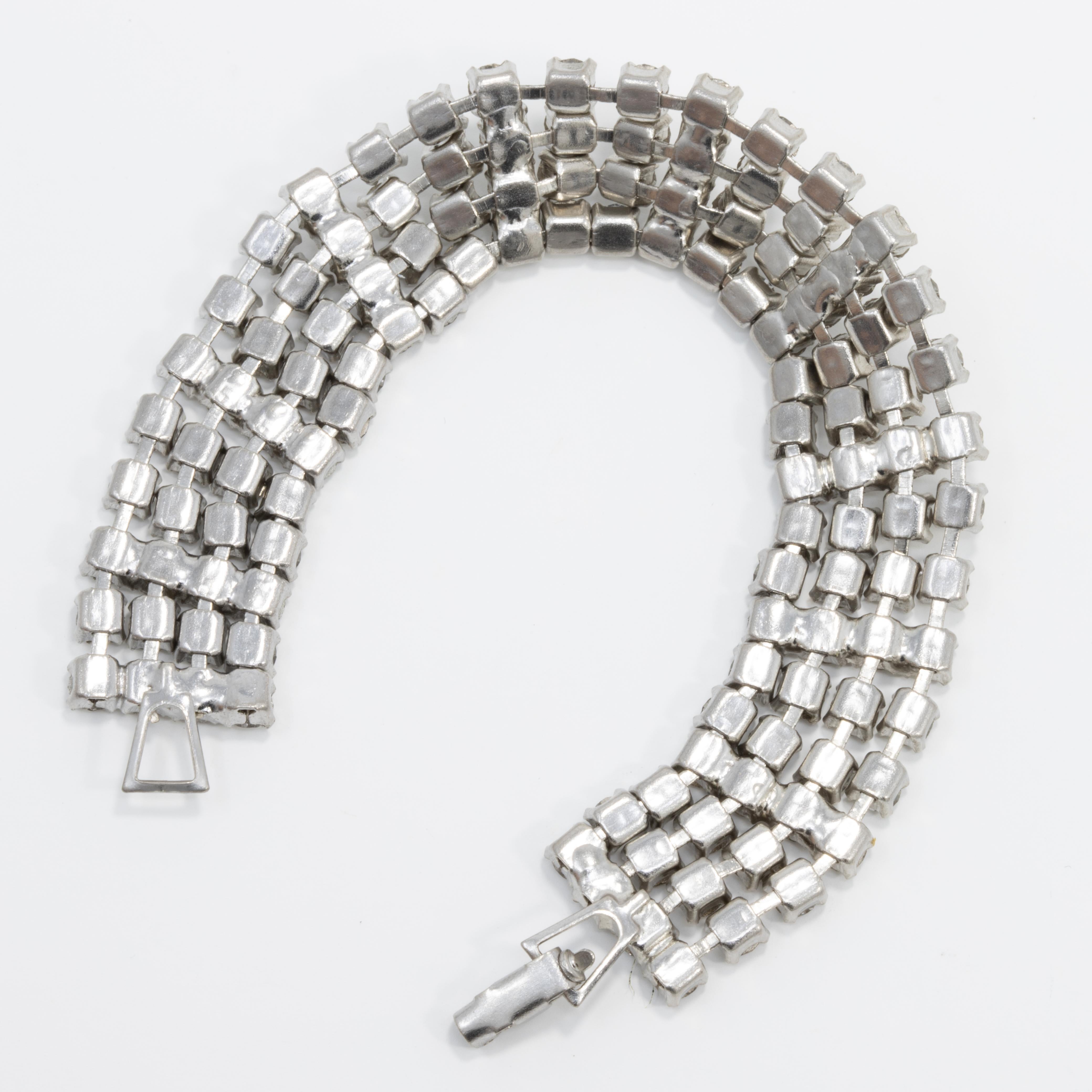 Art Deco Crystal Link Bracelet in Silver, Early 1900s In Excellent Condition For Sale In Milford, DE