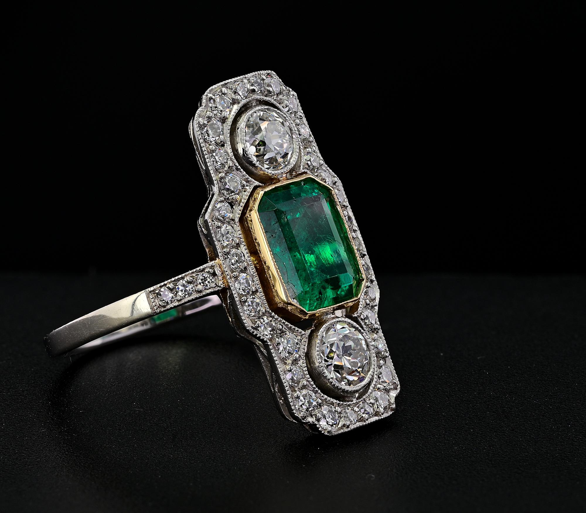 Art Deco Ct 1.32 Colombian Emerald Diamond Platinum Ring In Good Condition For Sale In Napoli, IT