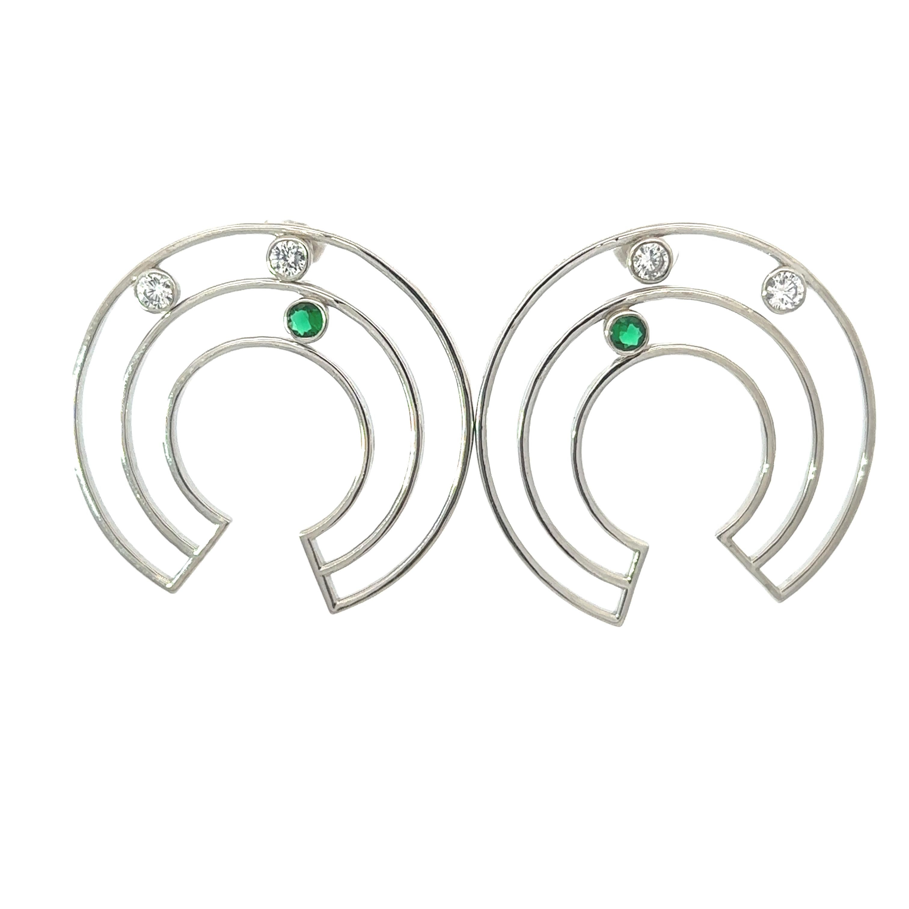 Art Deco Style Cubic Zirconia Circle Stud Earrings in Silver Jewelry for Mom In New Condition For Sale In New York, NY