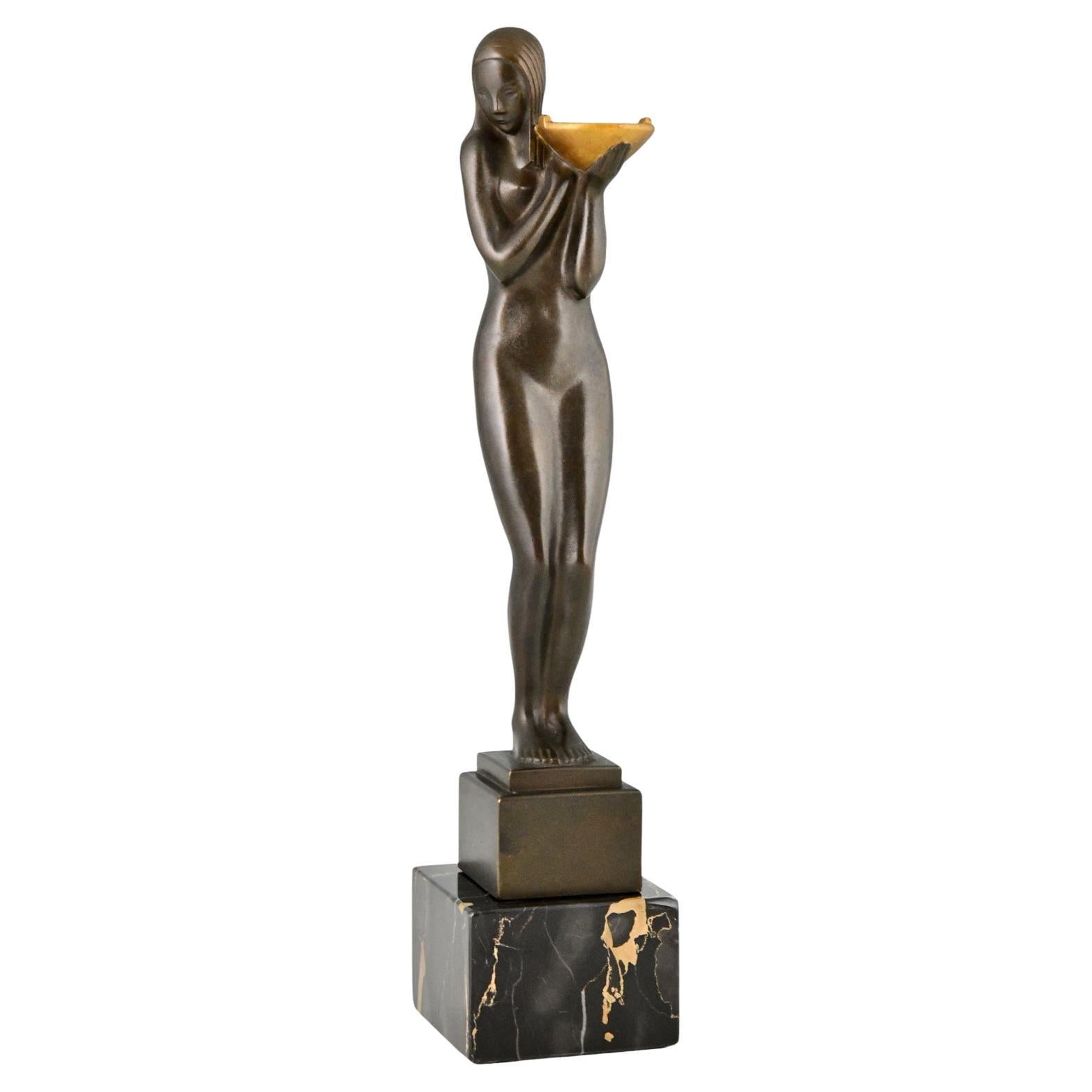 Escultura cubista Art Déco de bronce desnudo con bandeja de F. Guiraud Francia 1925