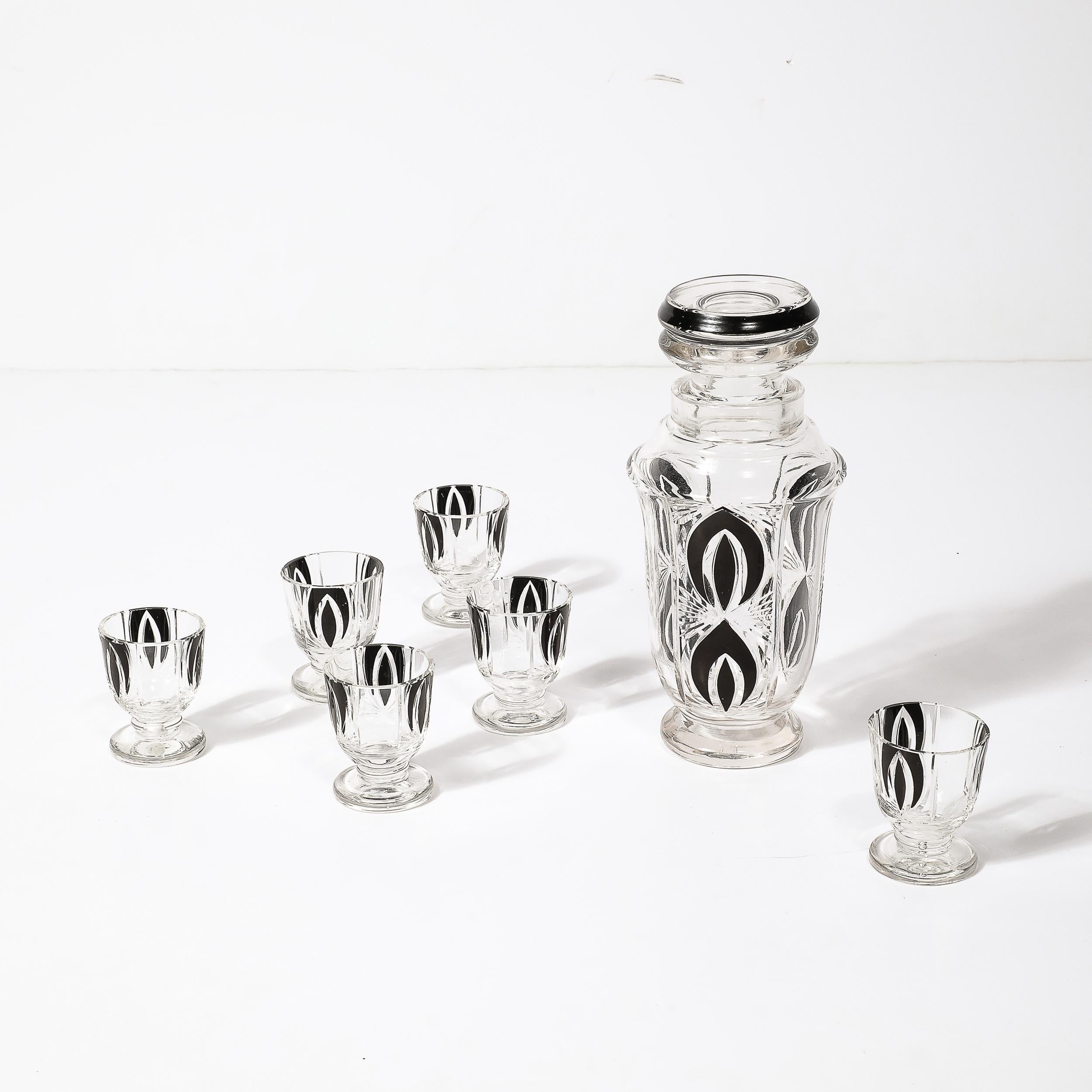 Art Deco Cubist Cut Crystal Black Geometric Detailed Decanter & Glass Set In Excellent Condition For Sale In New York, NY