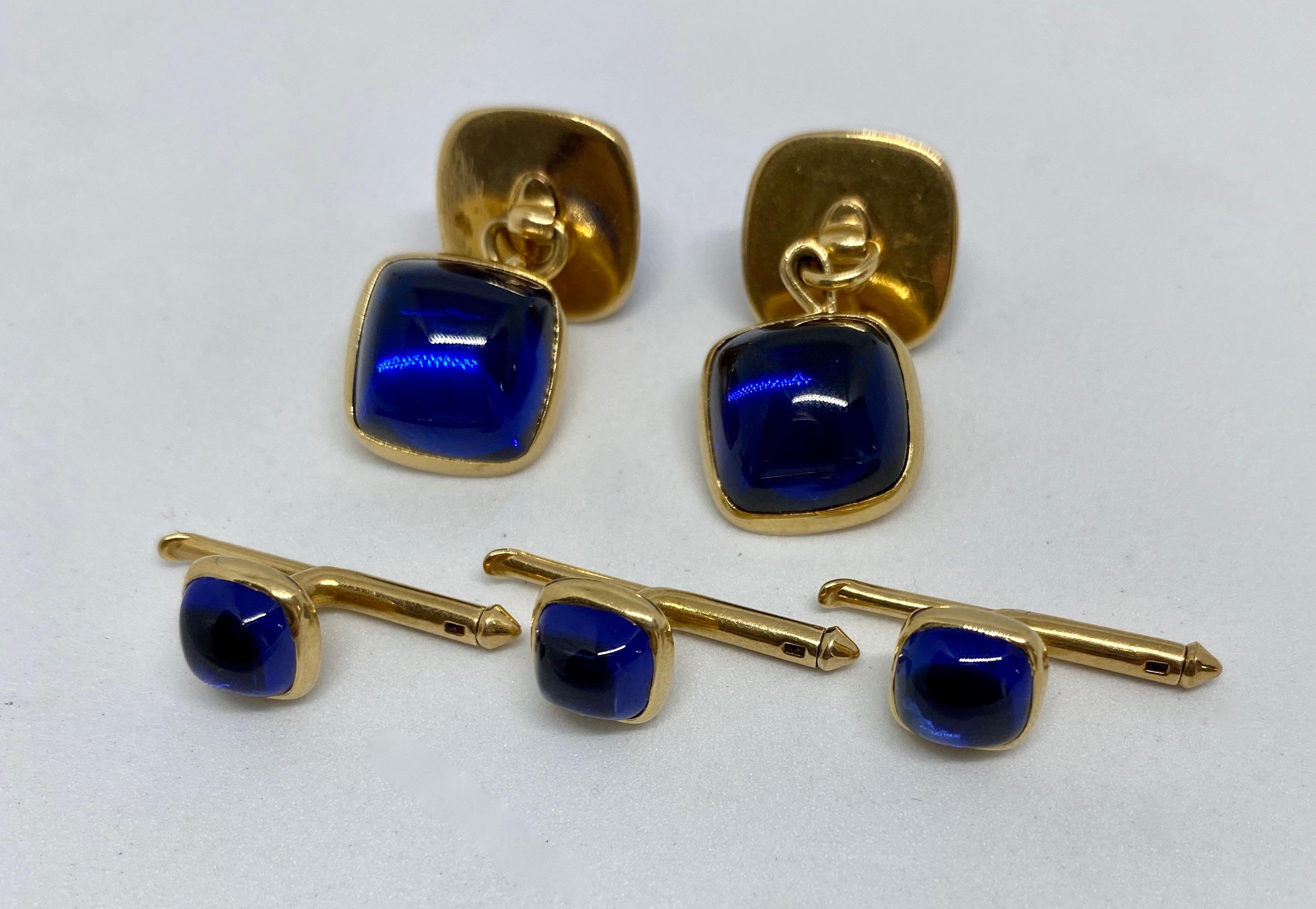Classic American cufflinks with three matching shirt studs by one of the Art Deco era's premier jewelry makers, Larter & Sons. 

These cufflinks and studs are rendered in solid, 14K yellow gold. In addition to the Larter maker's marks, they are