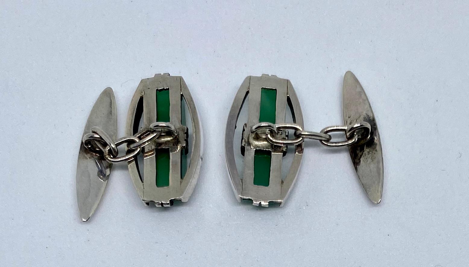 Art Deco Cufflinks in Silver with Chrysoprase In Good Condition For Sale In San Rafael, CA