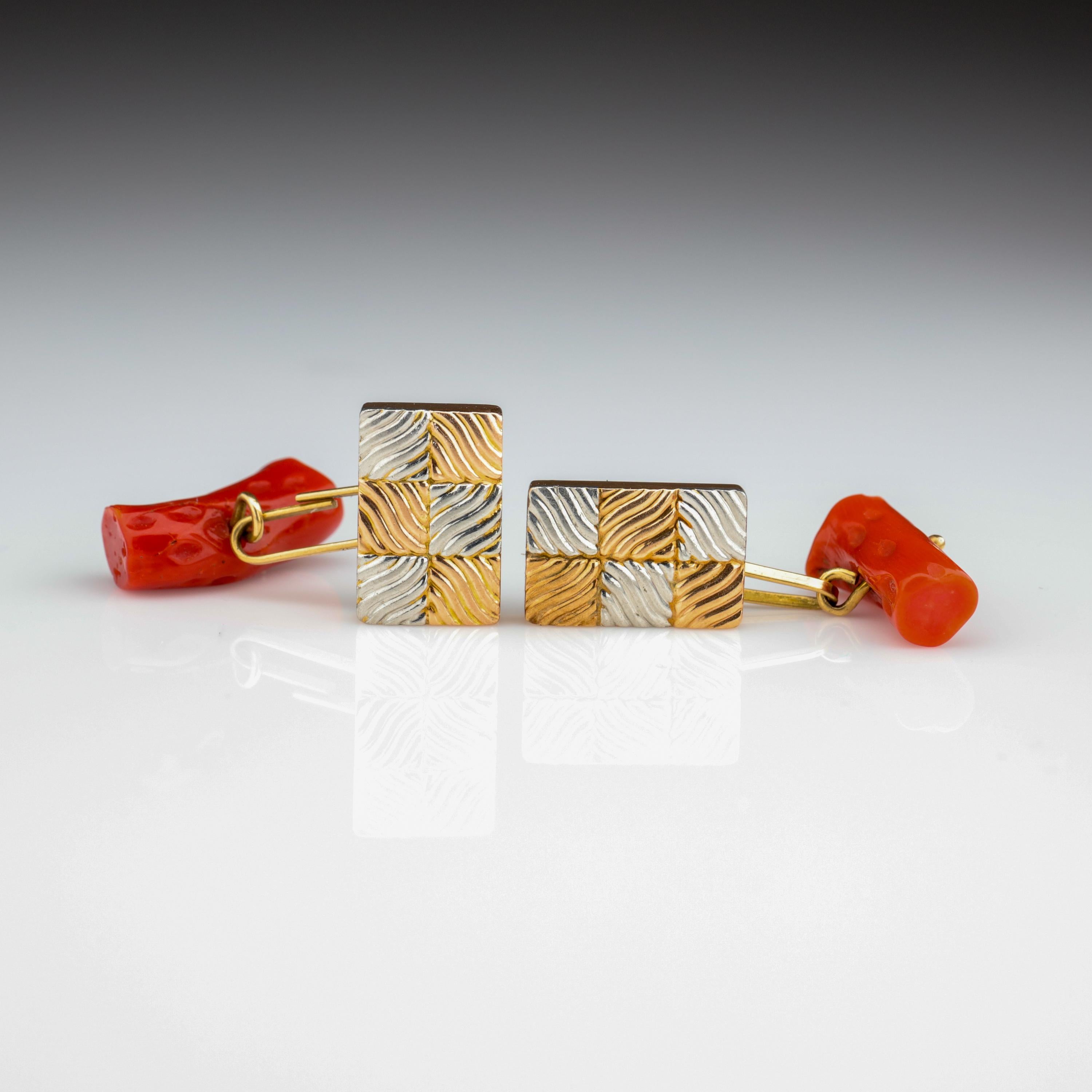 Gold & Coral Cufflinks Art Deco For Sale 2