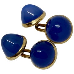 Art Deco Cufflinks with Sugarloaf-Cut Blue Chalcedony Set in Yellow Gold