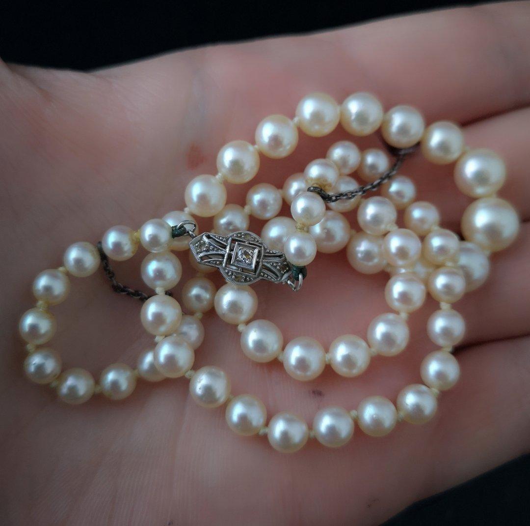 Women's Art Deco Cultured Pearl Necklace, 14 Karat White Gold and Diamond Clasp