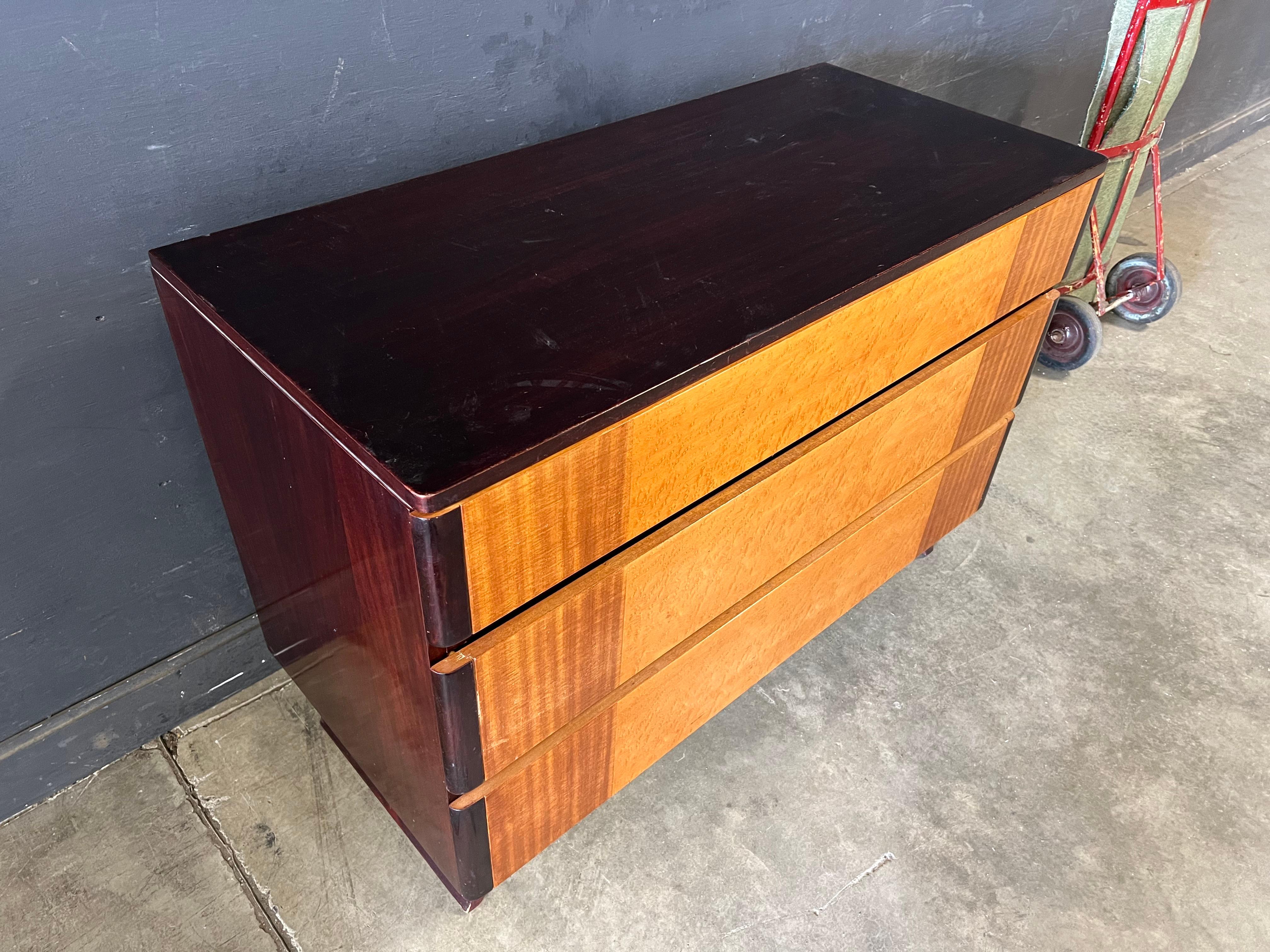 Art Deco Curly Maple and Mahogany Dresser by R-Way In Good Condition For Sale In Hudson, NY