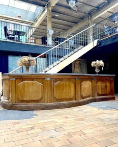 Art Deco con facciata curva del bar, Francia, 1930 circa