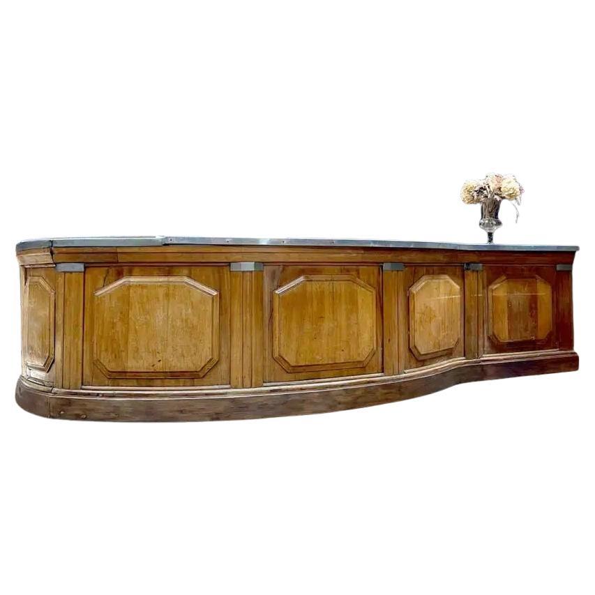 Frente de bar curvado Art Decó, Francia, hacia 1930 en venta