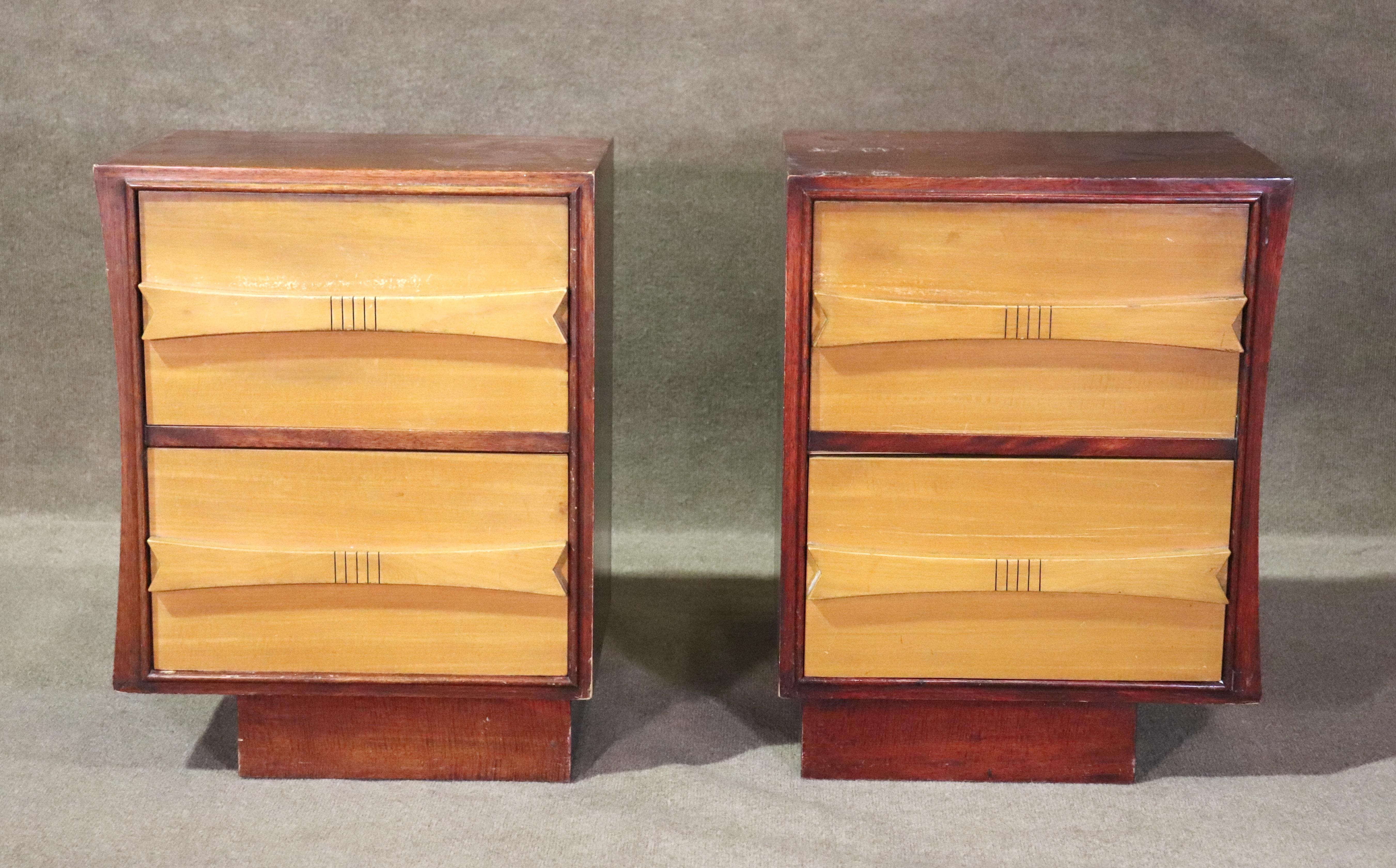 Art Deco Curved Edge Tables For Sale 2