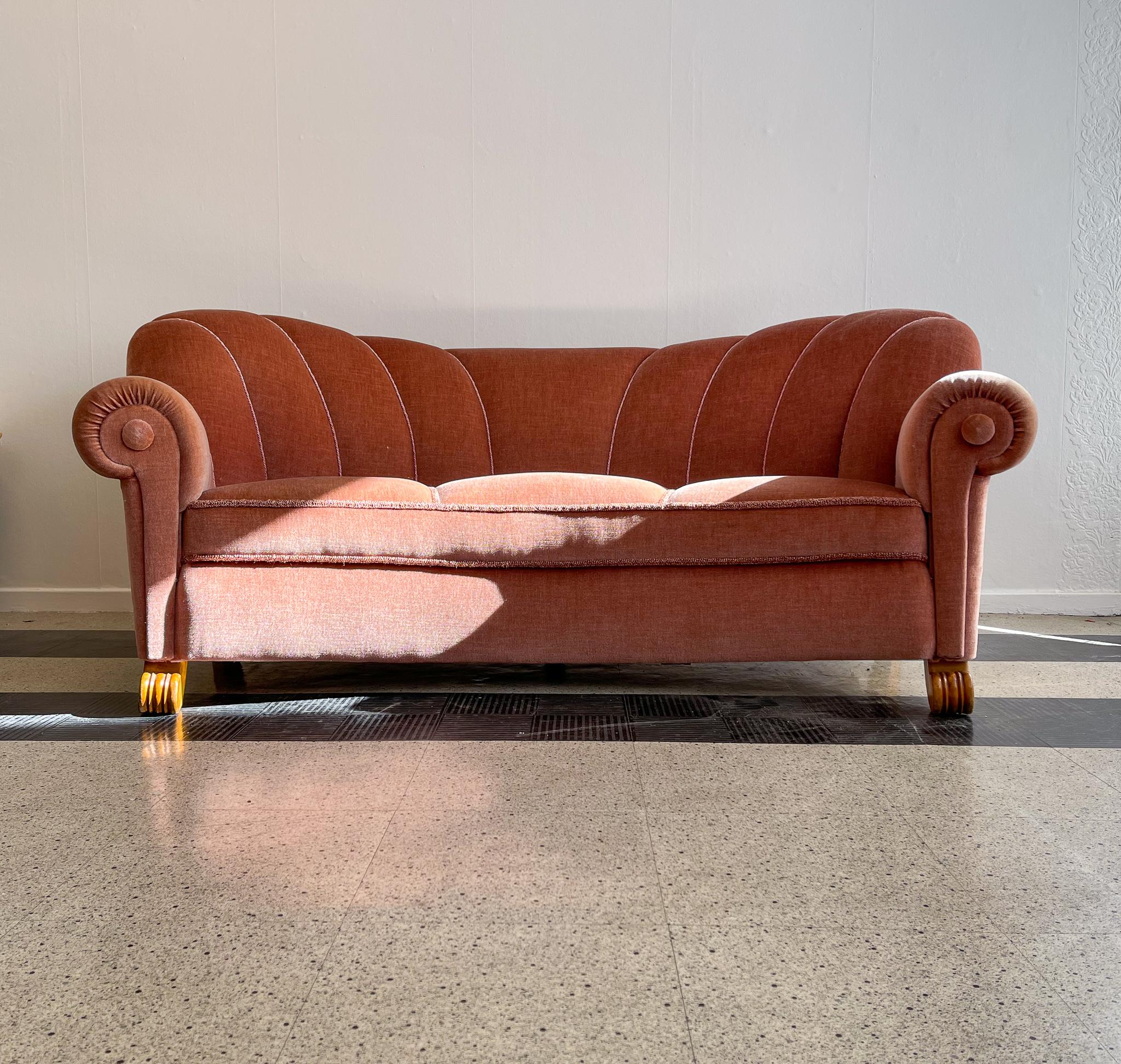 1930s sofa
