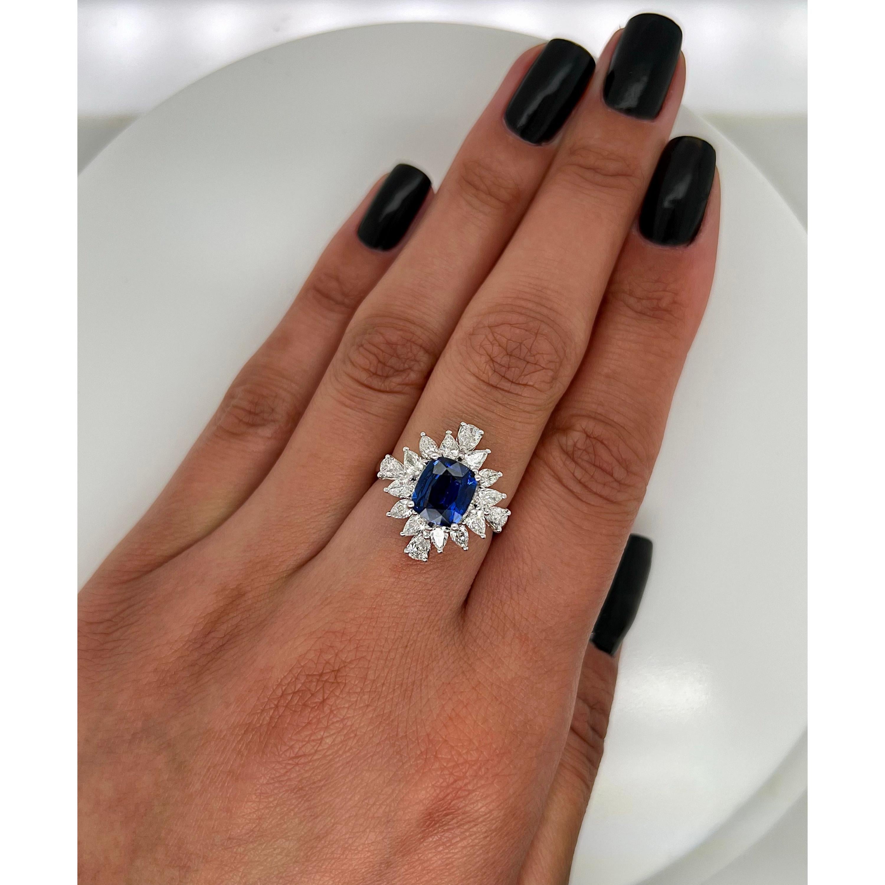 Art Deco Cushion Cut 2.05 Carat Blue Sapphire Diamond Unique Platinum Ring In New Condition For Sale In Orlando, Florida