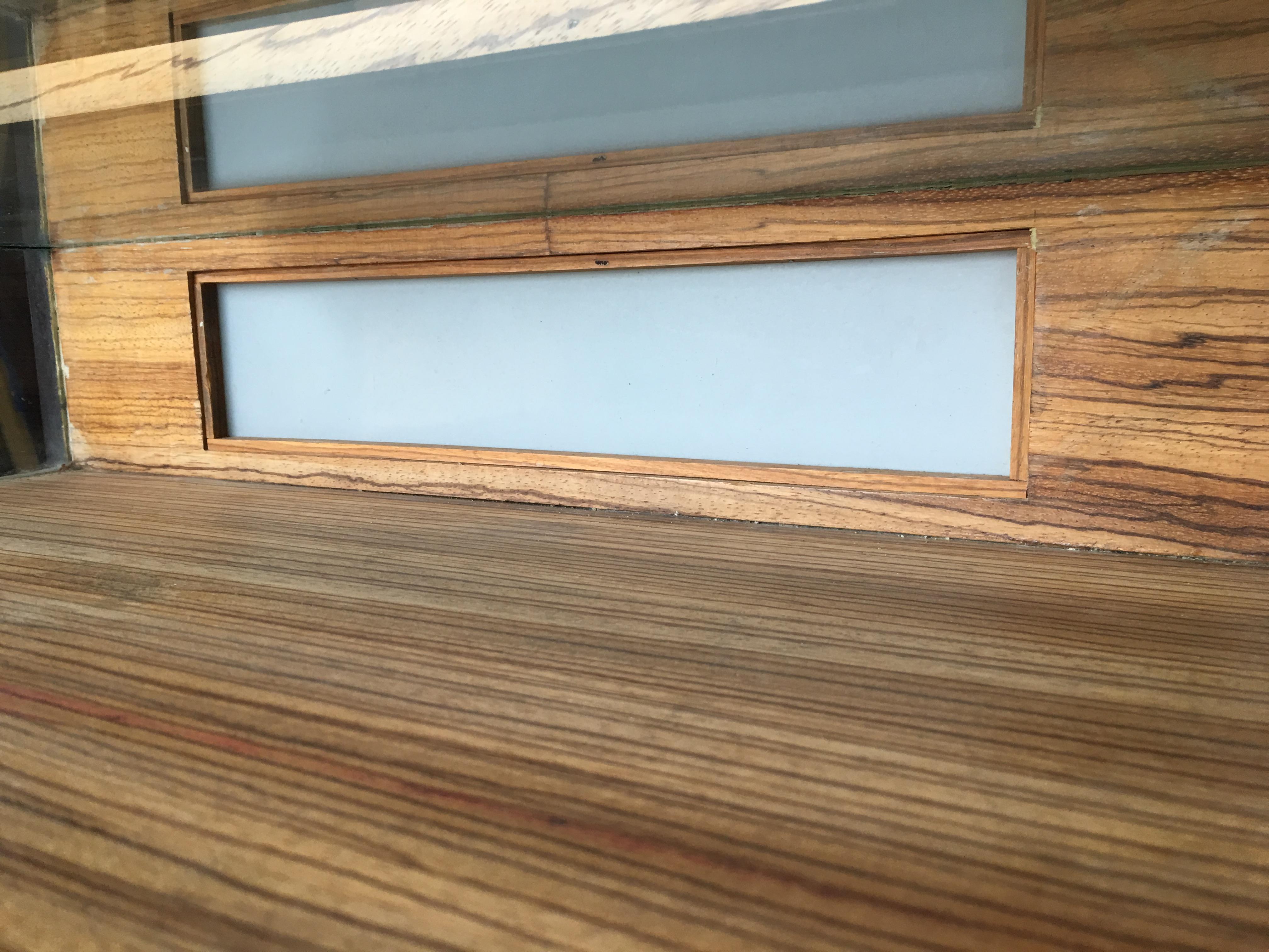 Chrome Art Deco Custom Light Up Jewellery Display Case