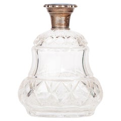 Botella Art Déco de Cristal Tallado con Esmalte y Tapa de Plata de Mappin & Webb, Inglaterra