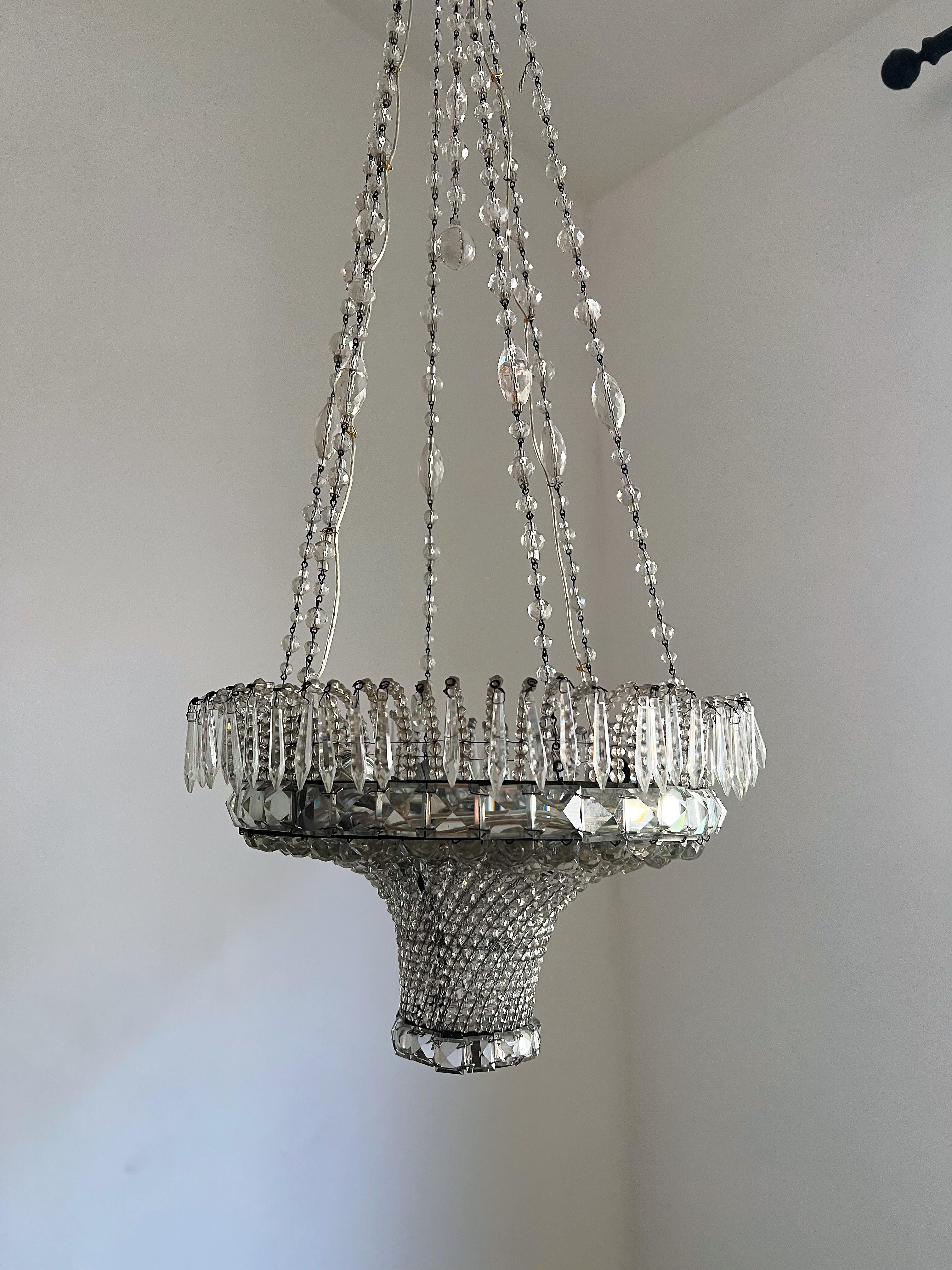 Early 20th Century Art Deco Cut Crystal 'Flower Basket' Chandelier, France, circa 1920s For Sale