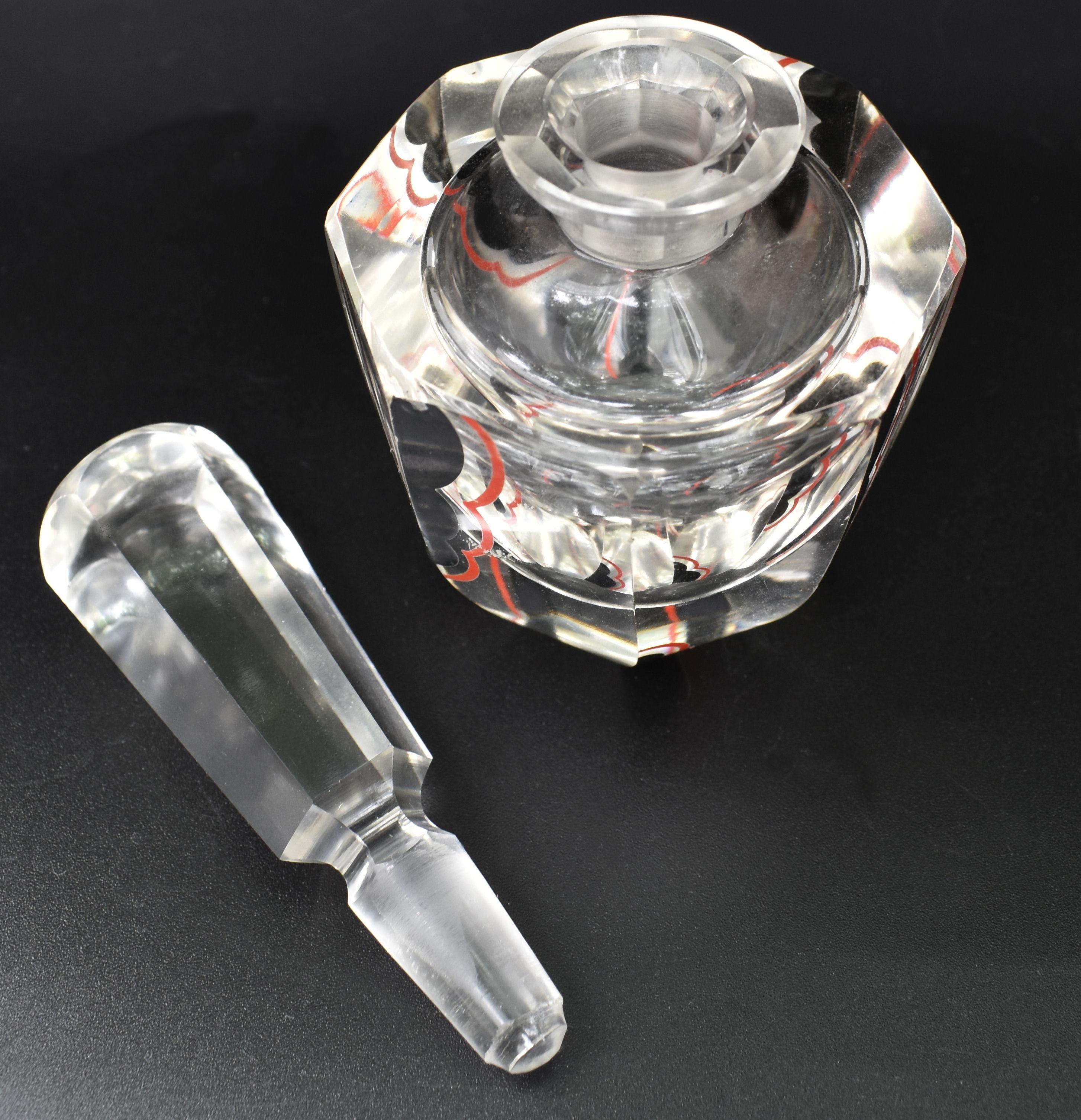 Parfümflasche aus geschliffenem Glas und Emaille im Art-déco-Stil, um 1930 (Englisch) im Angebot