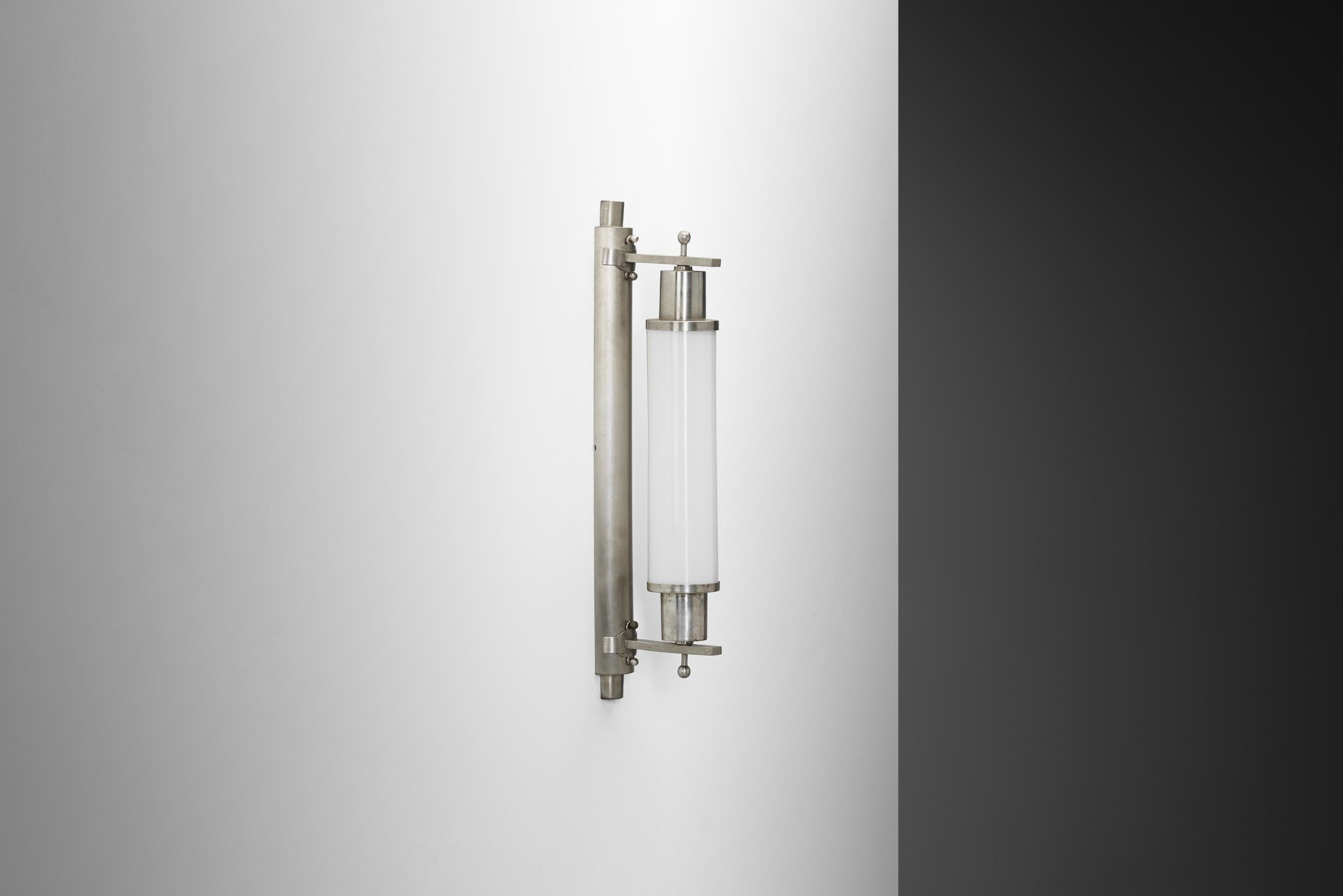 Metallo Lampada da parete cilindrica Art Déco, Europa anni '30 in vendita