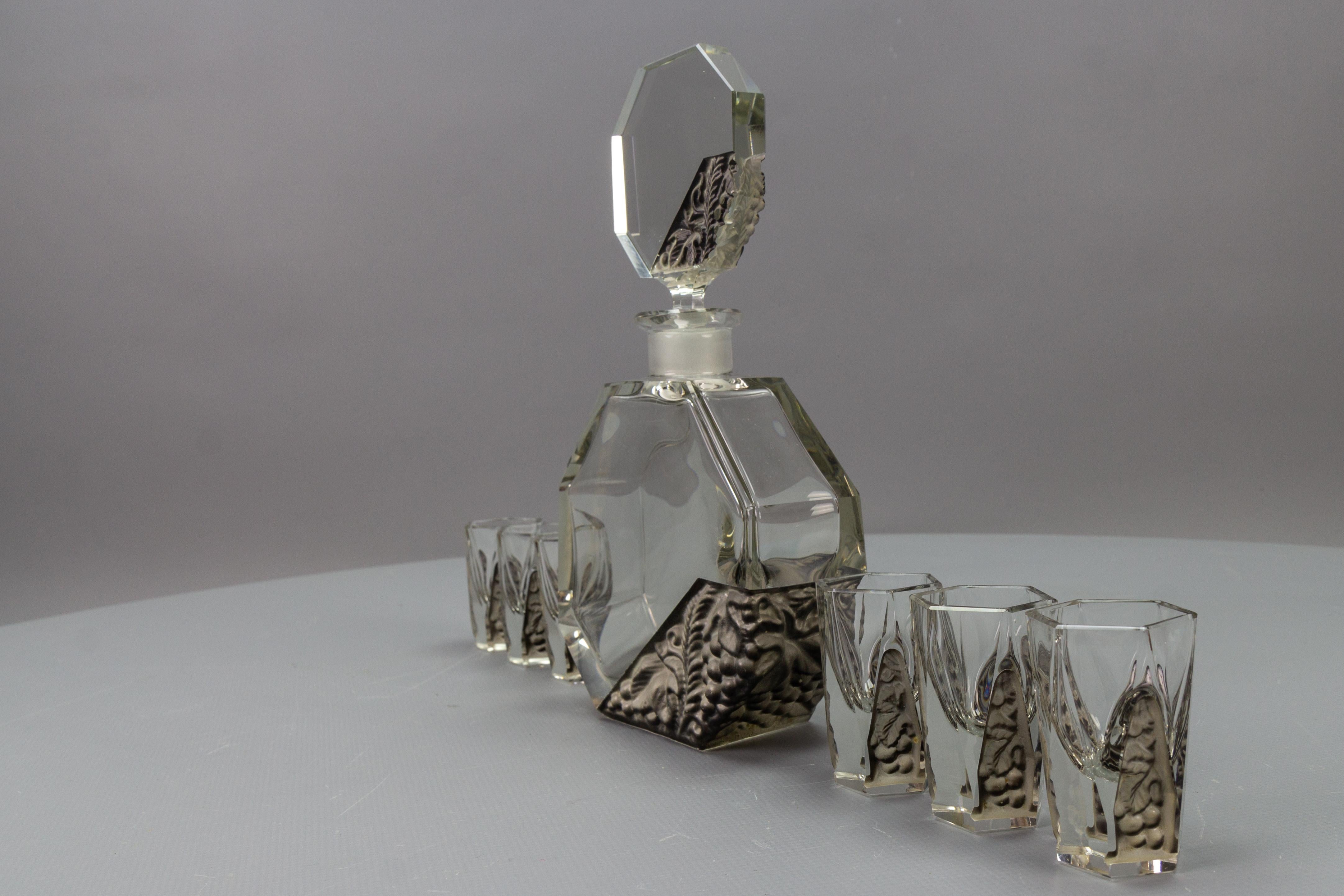 Art Deco Czech Bohemian Clear and Grey Glass Decanter Set by Schlevogt & Hoffman For Sale 1