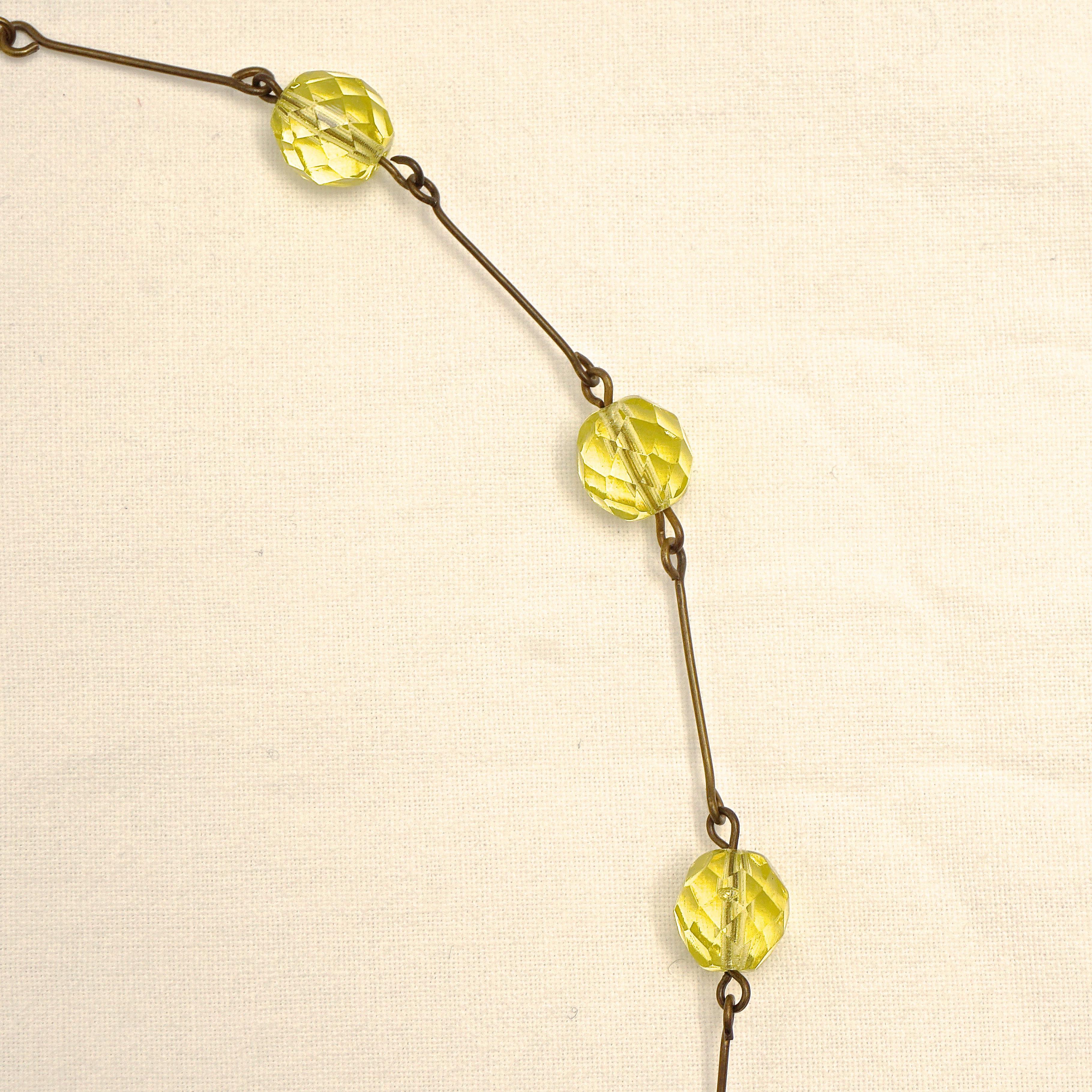Art Deco Czech Citrine Glass Necklace with White, Citrine and Lilac Glass Leaves For Sale 2