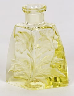 Art Deco Czech Engraved Floral Yellow Glass Scent Bottle and Stopper