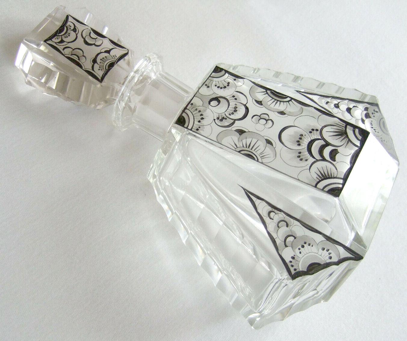 Art Deco Czech Geometric Crystal Glass Decanter Set by Karel Palda, circa 1930s For Sale 1