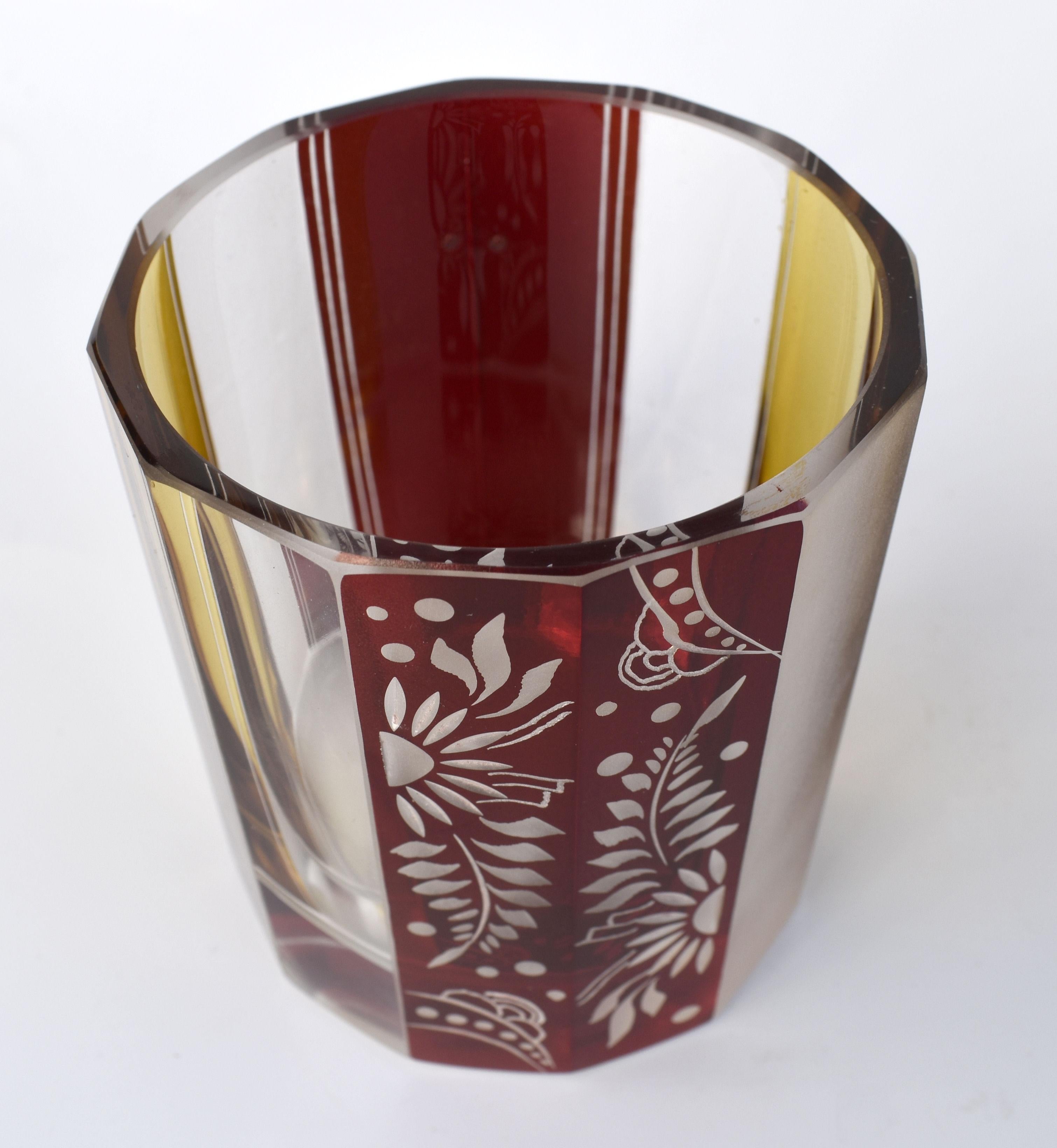 20ième siècle Ensemble carafe et verres à décanter en verre tchèque Art Déco, vers 1930 en vente