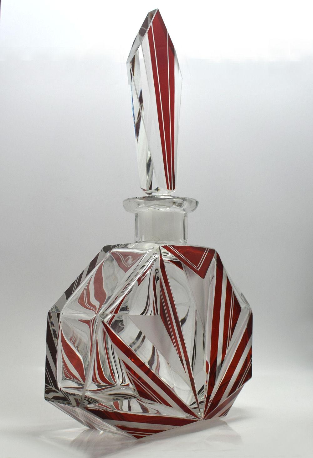 Art Deco Czech Glass Decanter, Set (Emailliert)