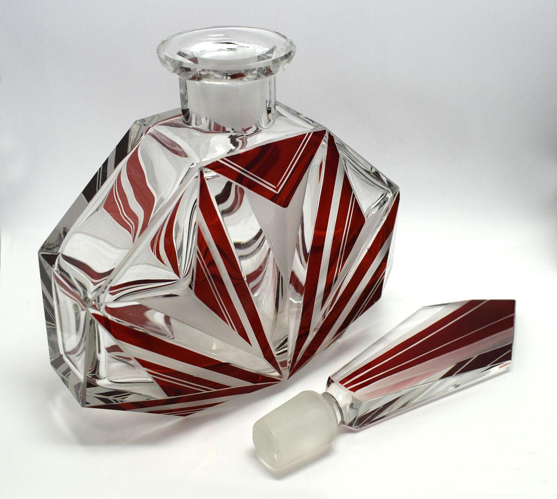Art Deco Czech Glass Decanter, Set im Zustand „Gut“ in Devon, England