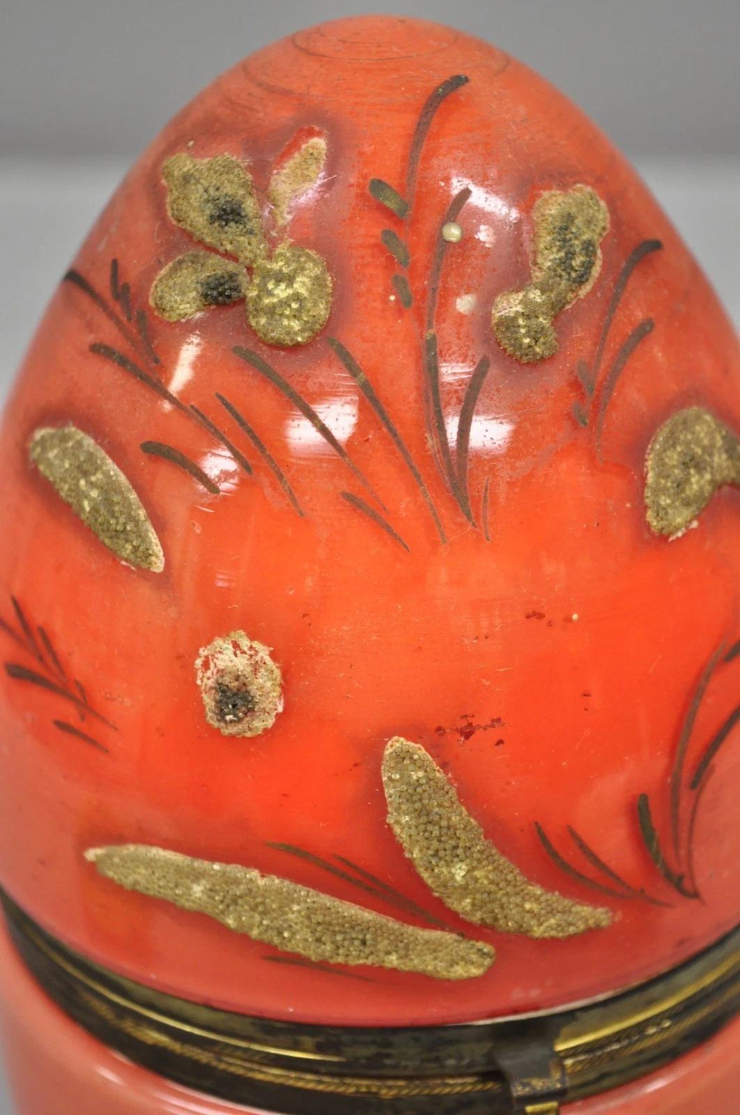 Inconnu Art Déco Verre Tchèque Oeuf Orange Coralene Liquor Tantalus Cordial Set à charnière en vente