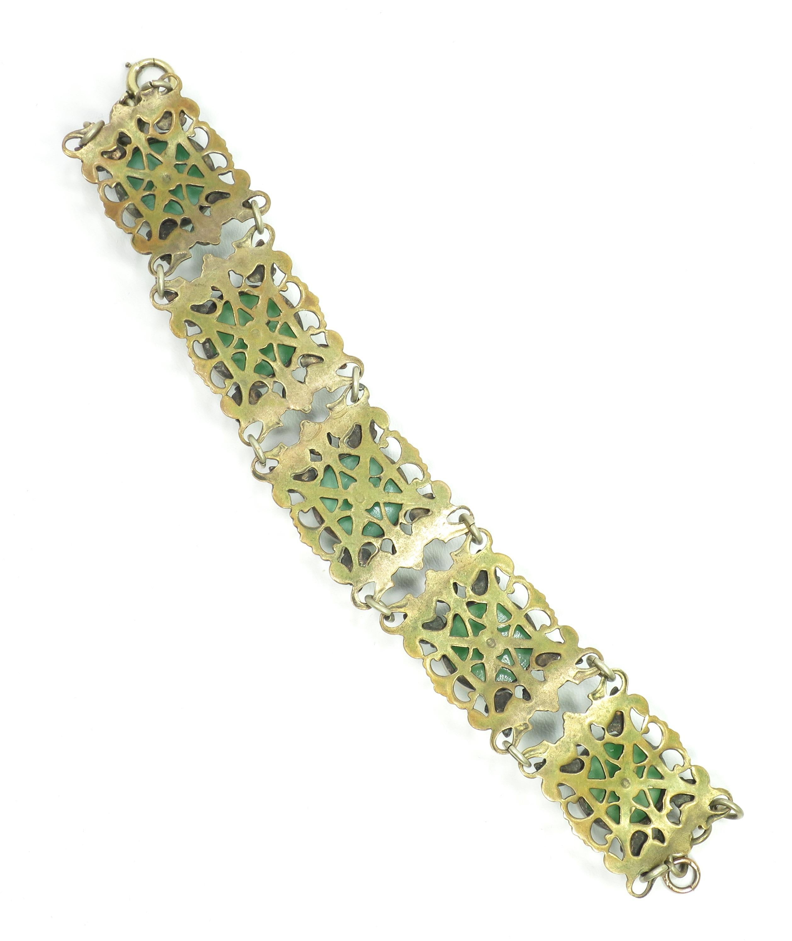 Art Deco Czech Link Bracelet, Green Cats-Eye Chalcedony Glass, 1920s For Sale 10