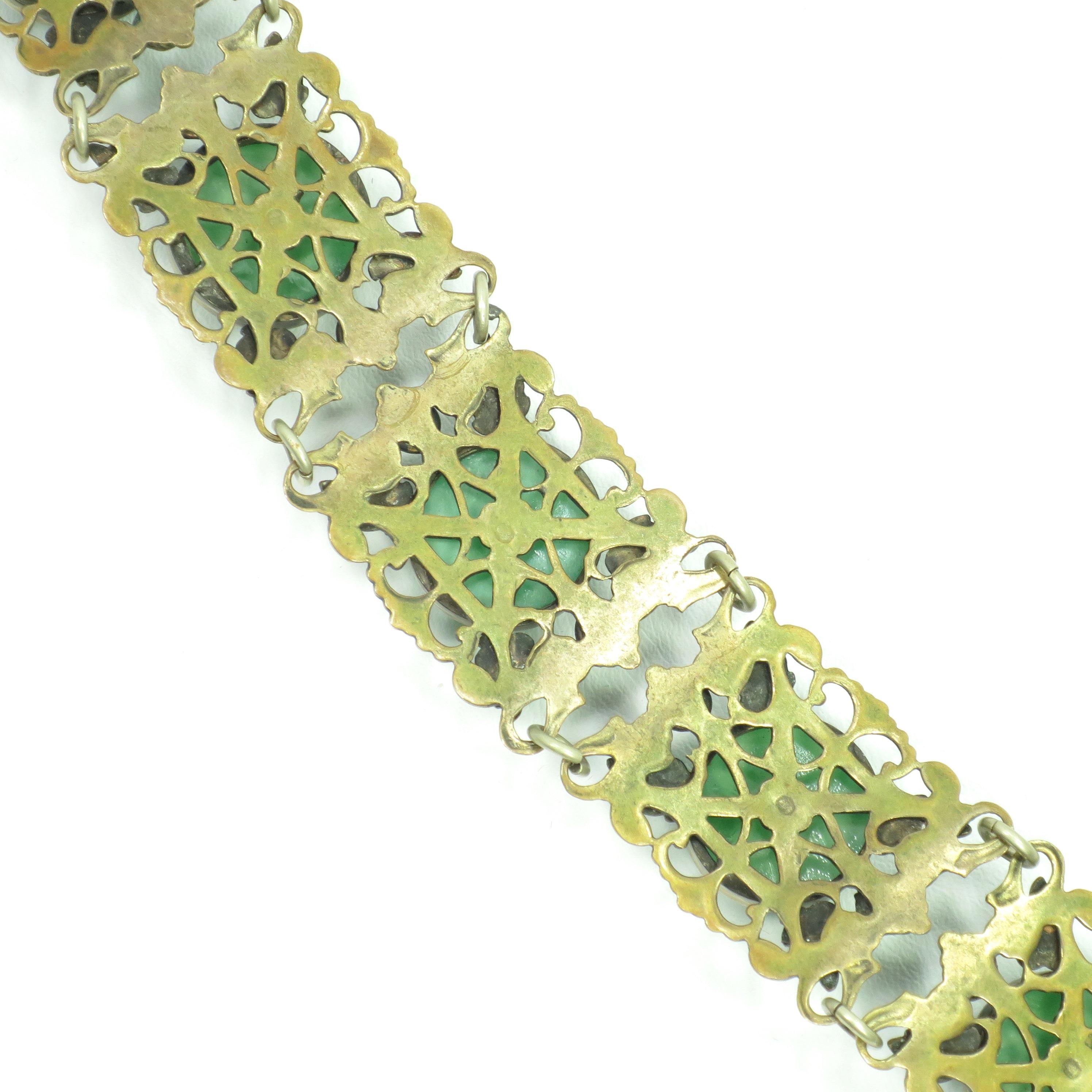 Art Deco Czech Link Bracelet, Green Cats-Eye Chalcedony Glass, 1920s For Sale 11