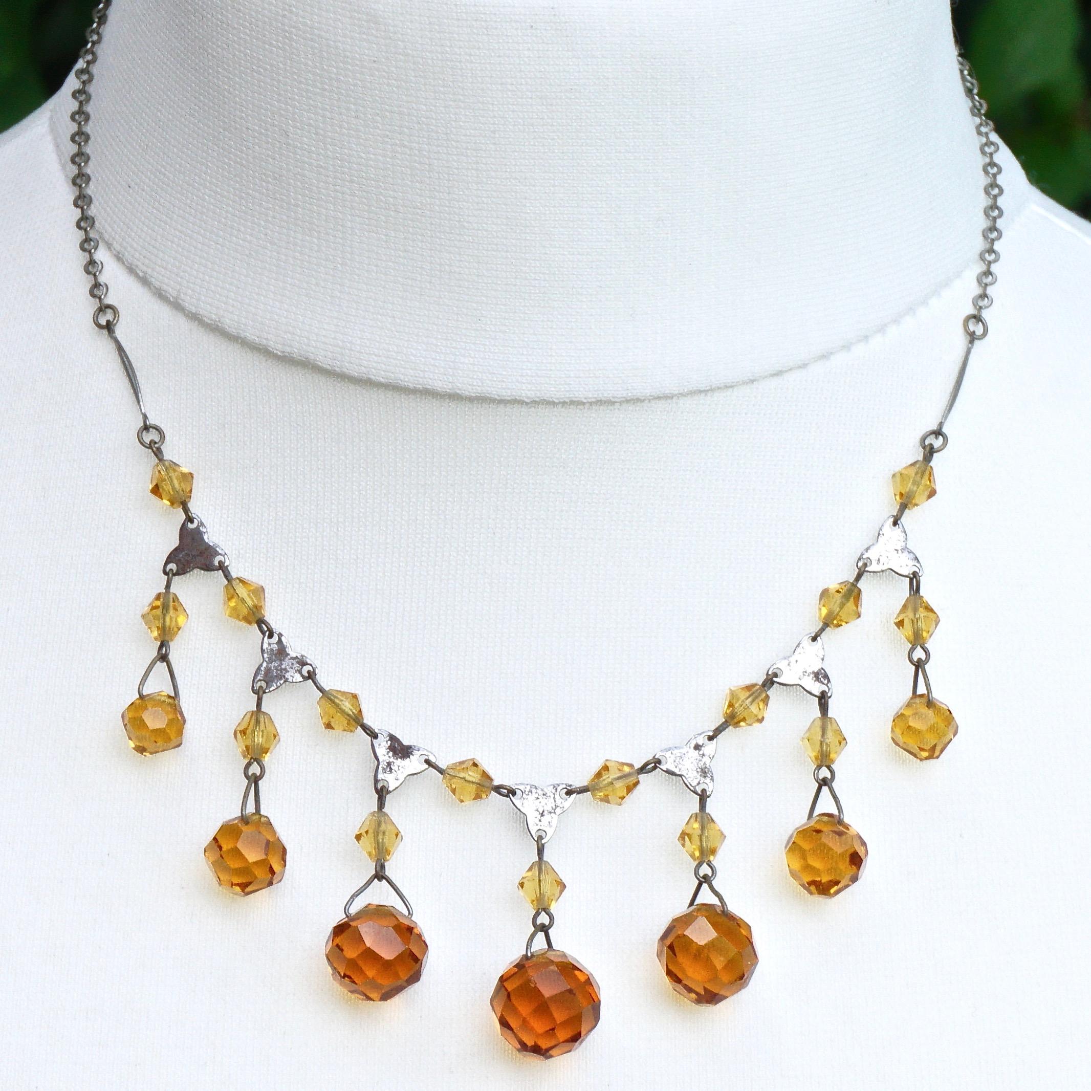Art Deco Czech Silver Plated and Amber Glass Drop Necklace In Good Condition For Sale In London, GB