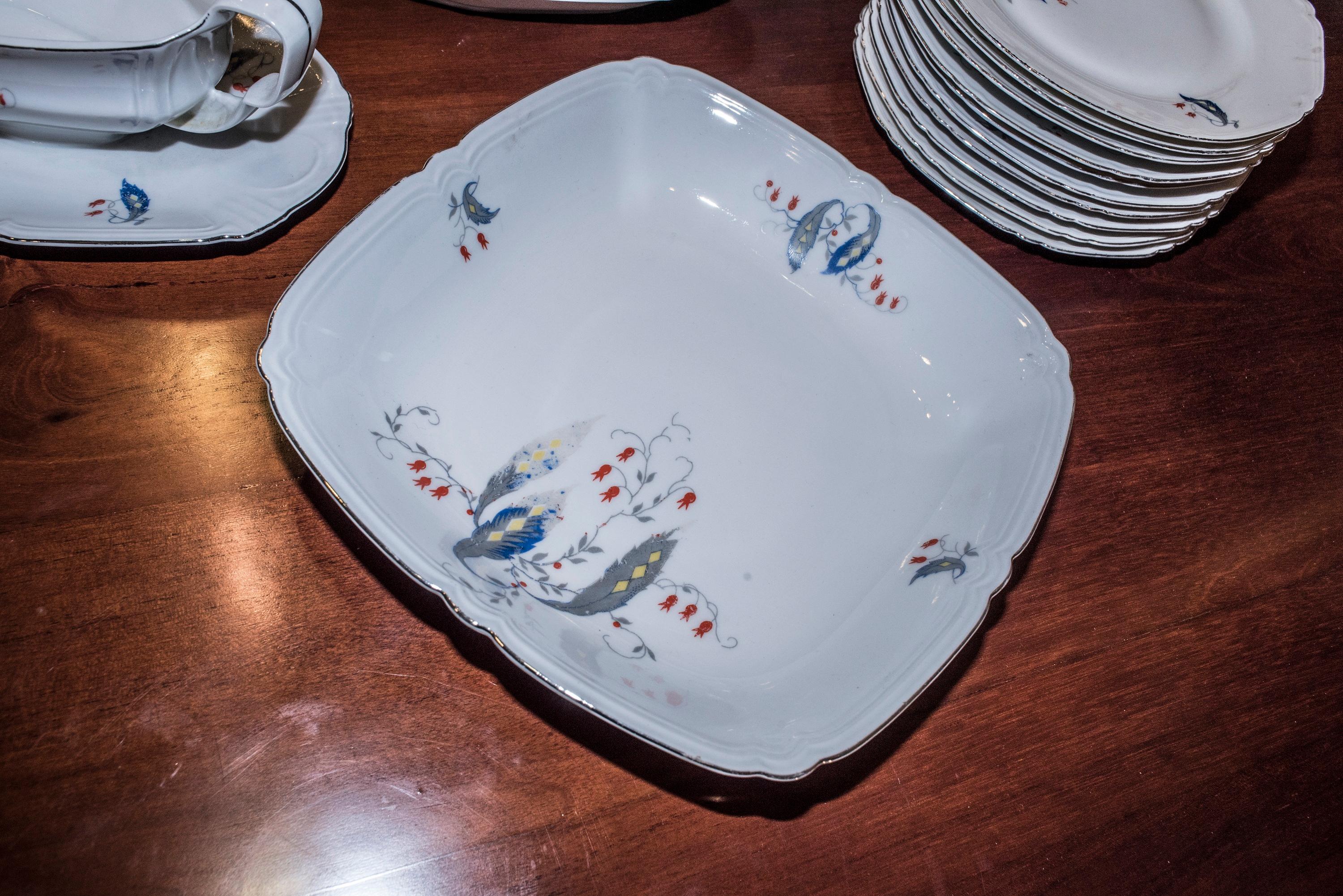 Art Deco Czechaslovakia Blueredjaune Porcelain 52 Pieces Tableware, 1930 11