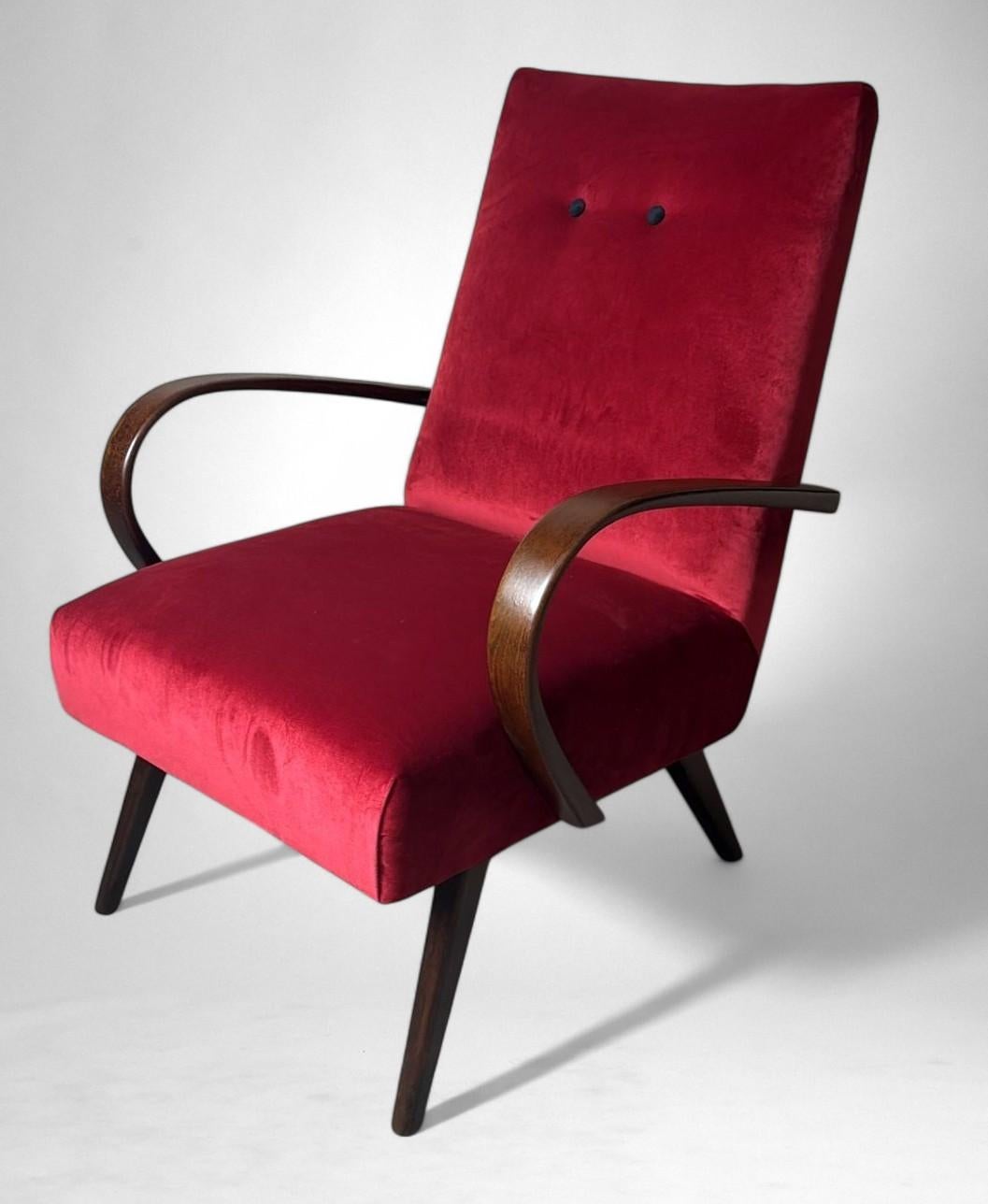 Sillón checoslovaco Art Decó atribuido a Jindřich Halabala en Bueno estado para la venta en Prato, Tuscany