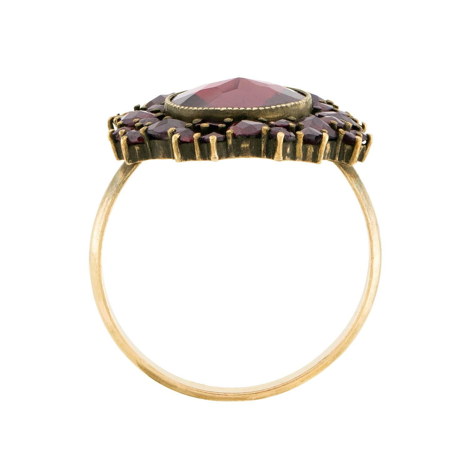 Grezzo Anello a grappolo con granato cecoslovacco 14k Art Deco in vendita