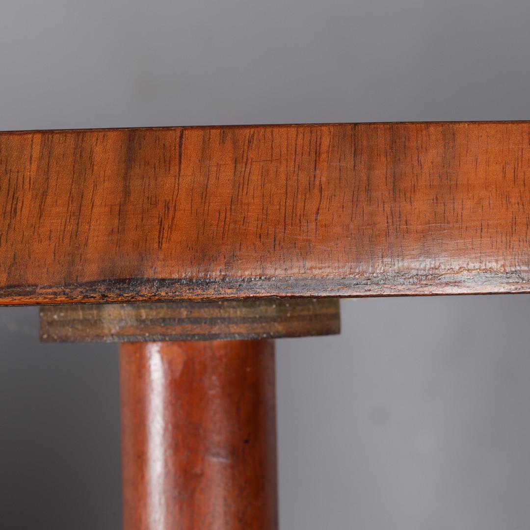 Art Deco, Danish Cabinetmaker Circular Side Table, c. 1930/40s For Sale 5