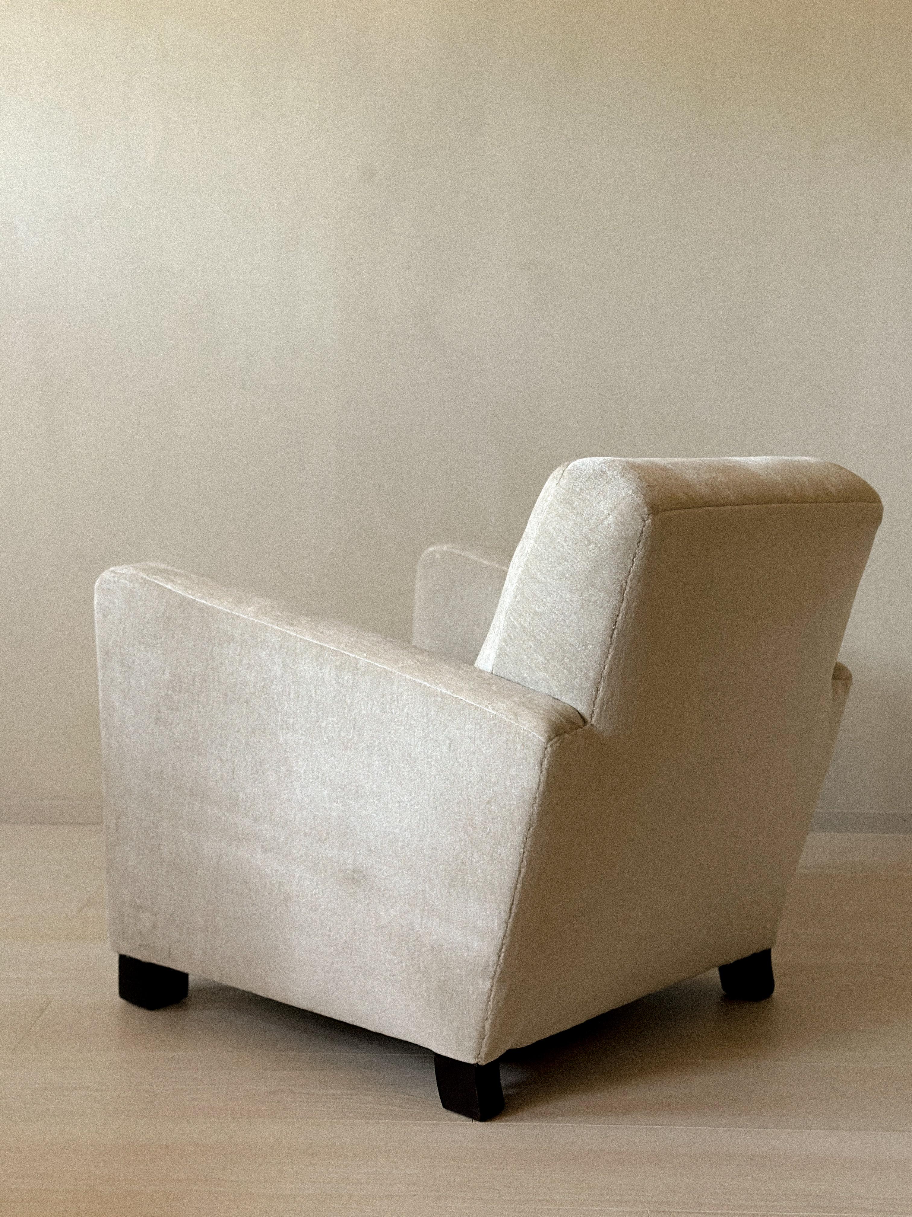 Art Deco Art-Deco Danish Club Chair in Neutral Upholstery, 1940s For Sale