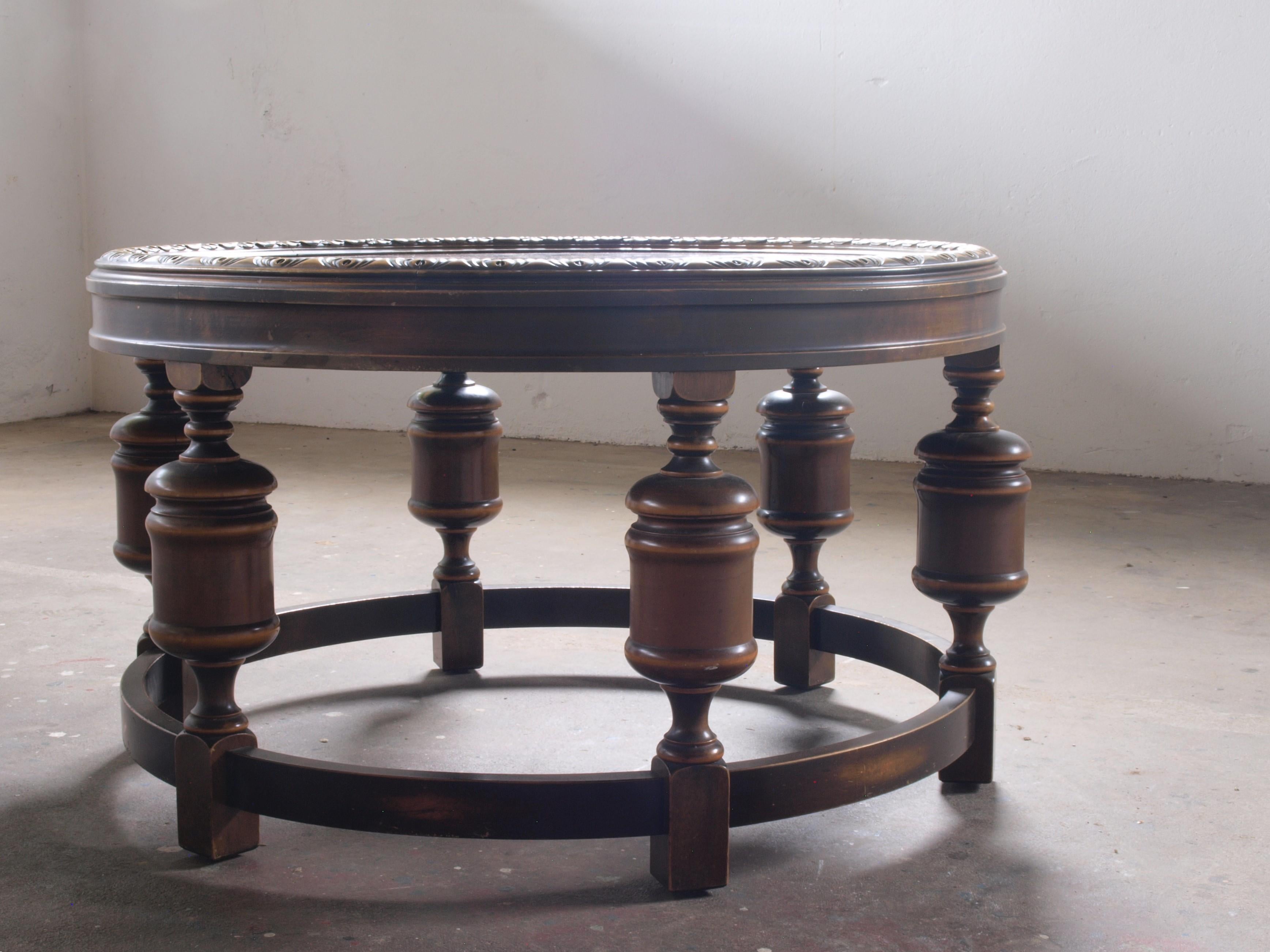Oak Art Deco Danish Round Coffee Table 1920s For Sale
