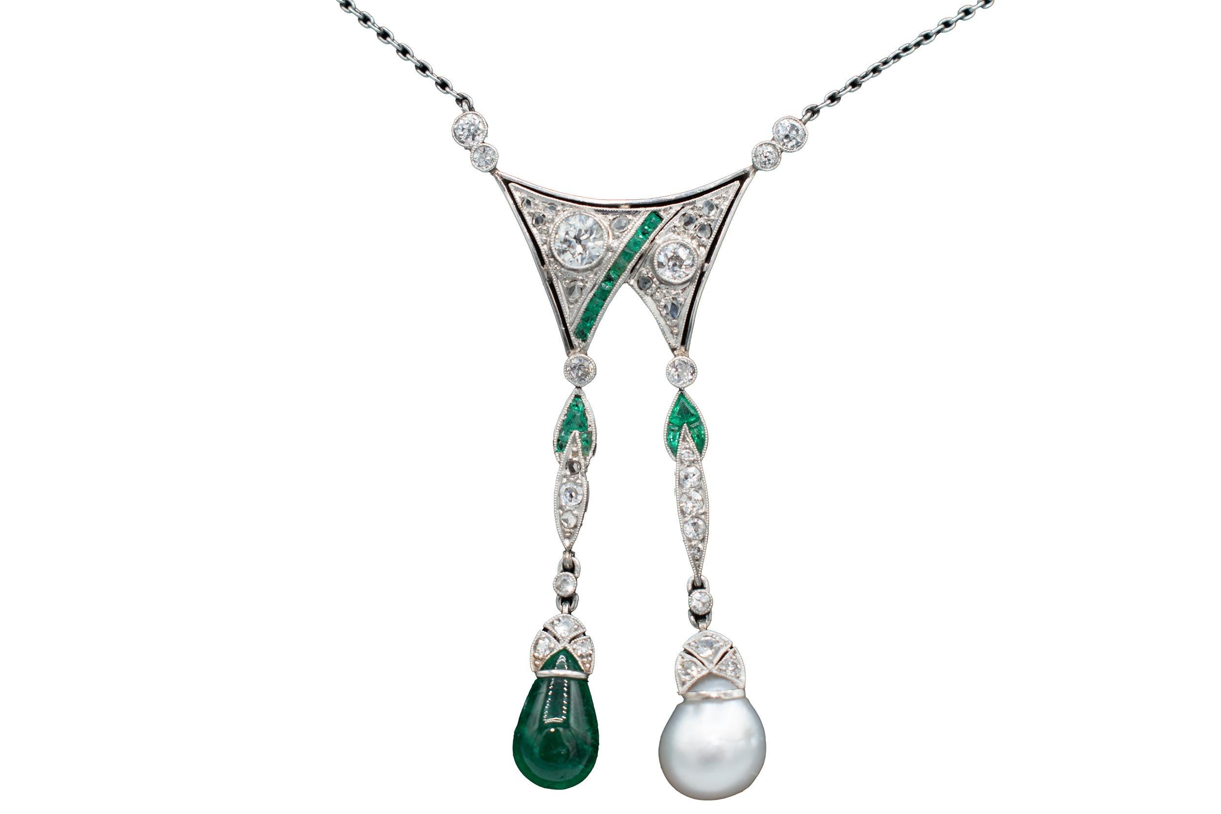 Intemporel. En gras. Exquis. Ce collier Art déco 