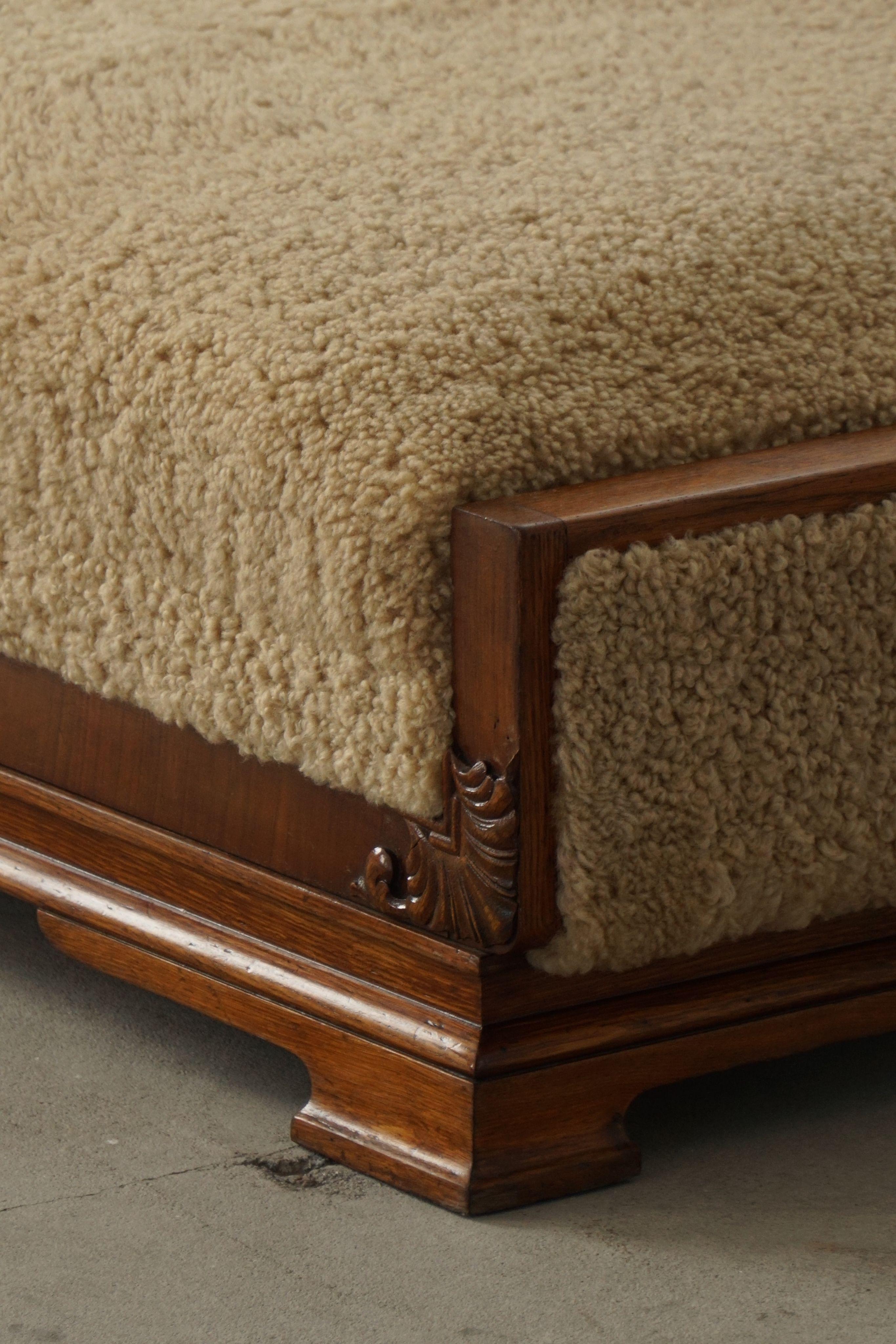 Art Deco, letto da giorno rivestito in lana d'agnello, ebanista danese, anni '30 in vendita 7