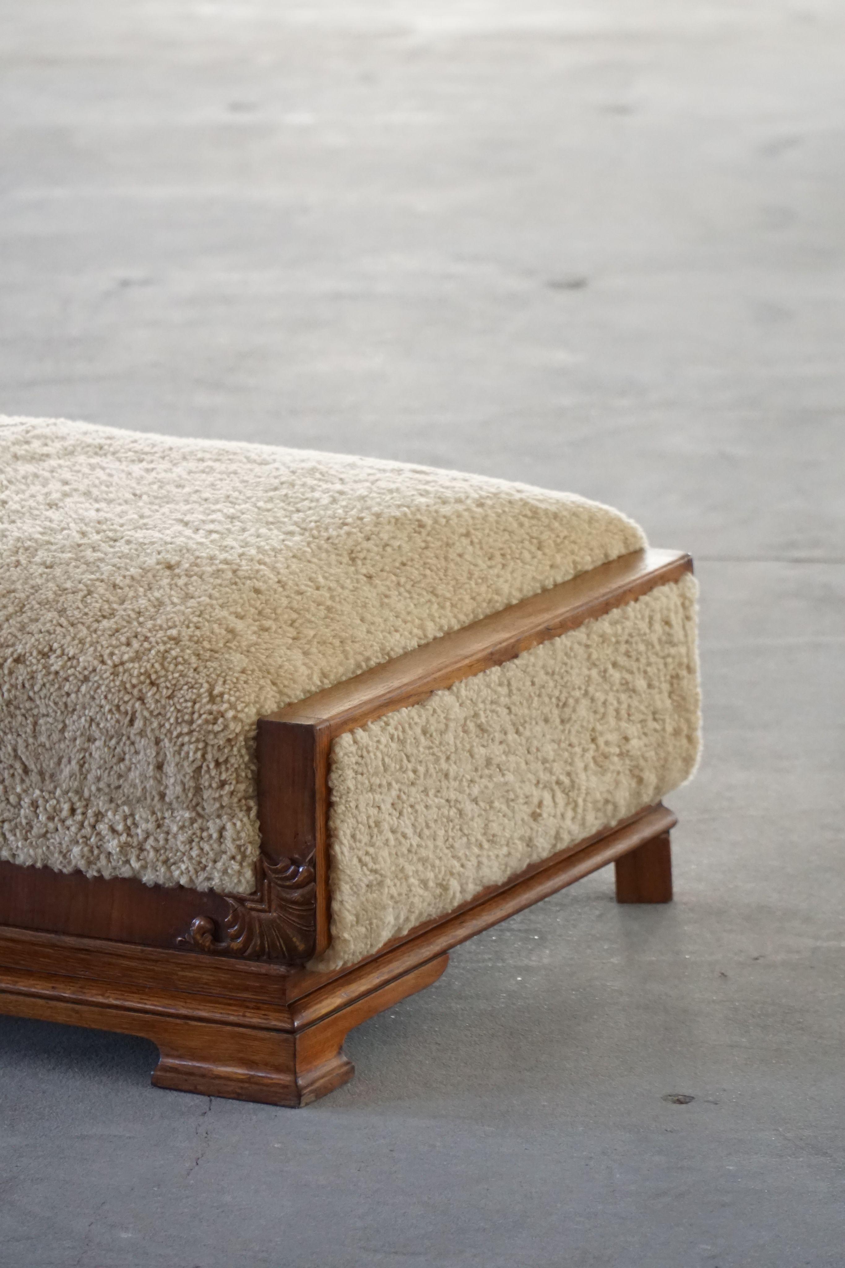 Art Deco, letto da giorno rivestito in lana d'agnello, ebanista danese, anni '30 in vendita 9