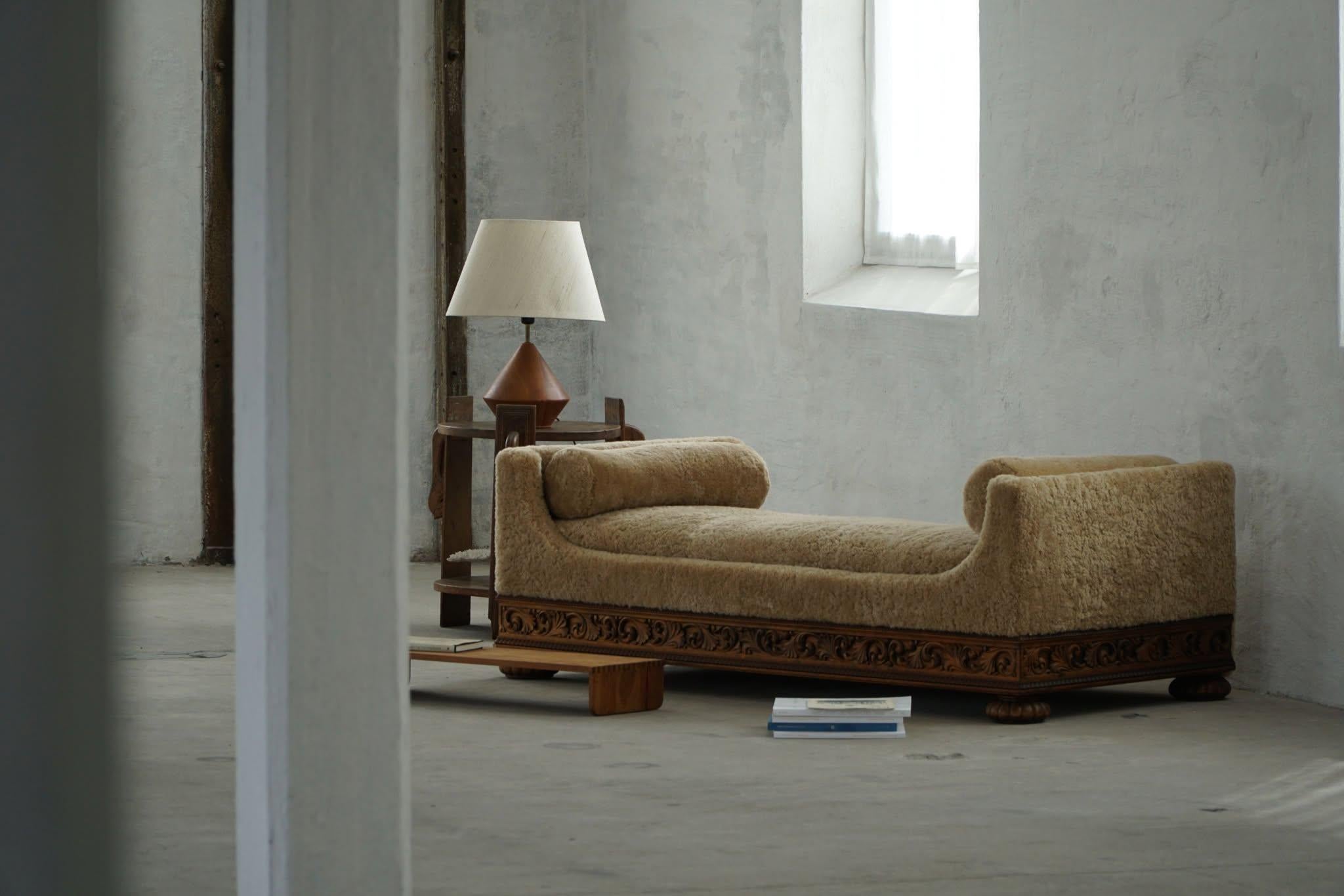 Art Deco, letto da giorno rivestito in lana d'agnello, Swedish Grace, Otto Schulz, anni '30 11