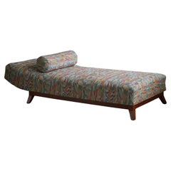 Art Deco Daybed, Reupholstered in Vintage Fabric, Danish Cabinetmaker, 1940s