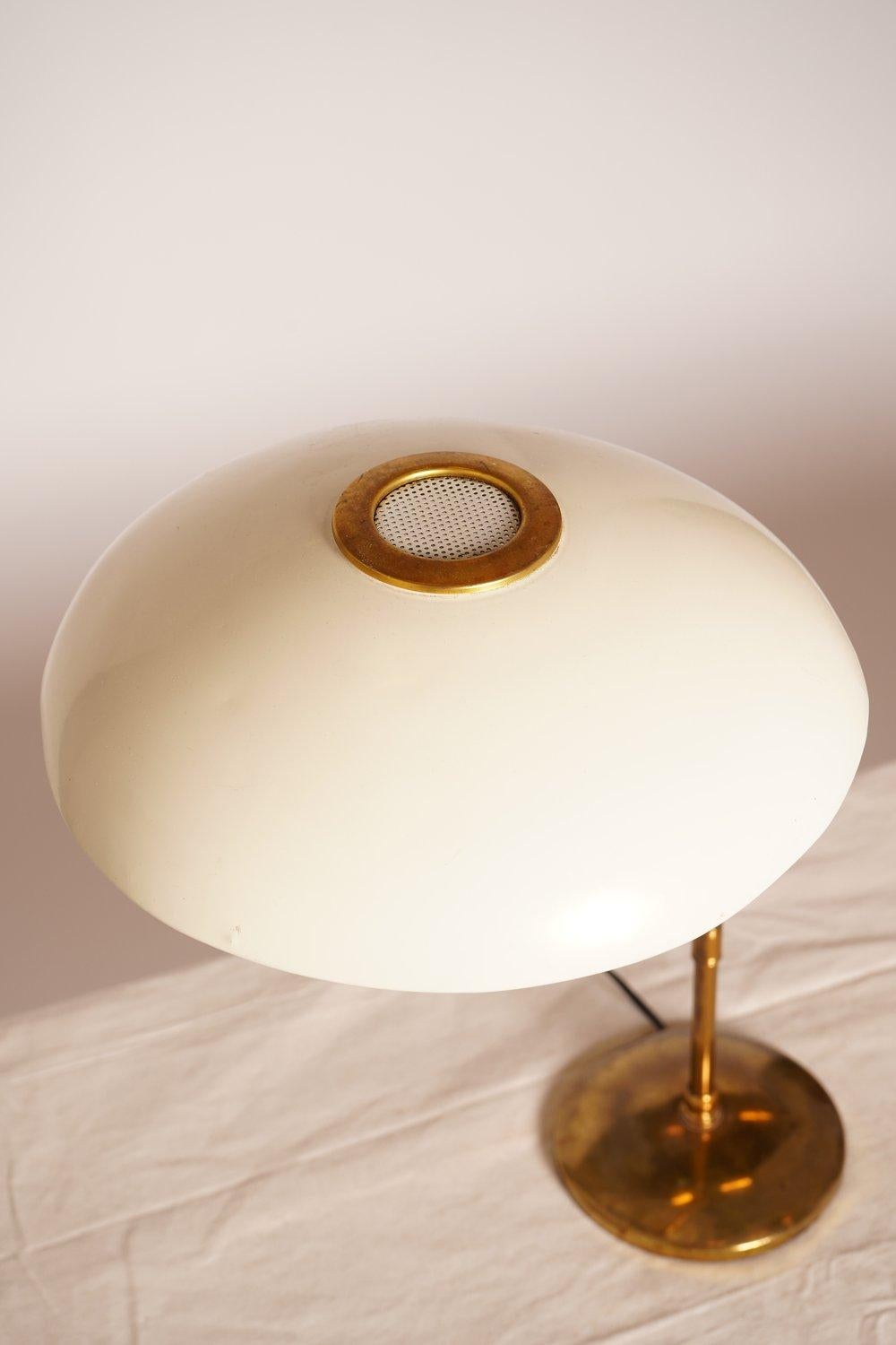 Art Deco Dazor Swing Arm Brass Desk Lamp In Good Condition In Long Island City, NY