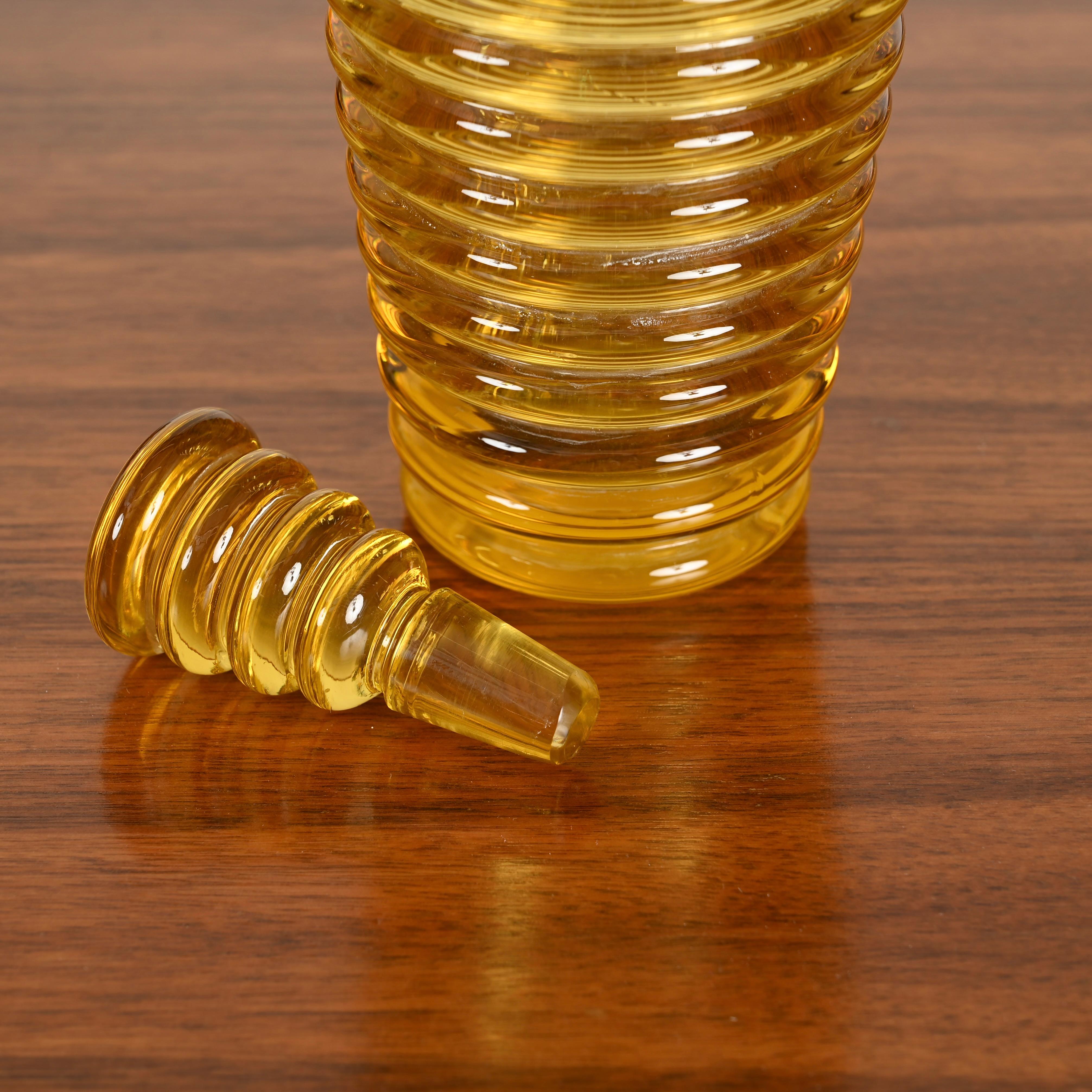 Art Decor Flasche aus gelbem mundgeblasenem Murano-Glas Italienisch, 1930er Jahre (Mitte des 20. Jahrhunderts) im Angebot