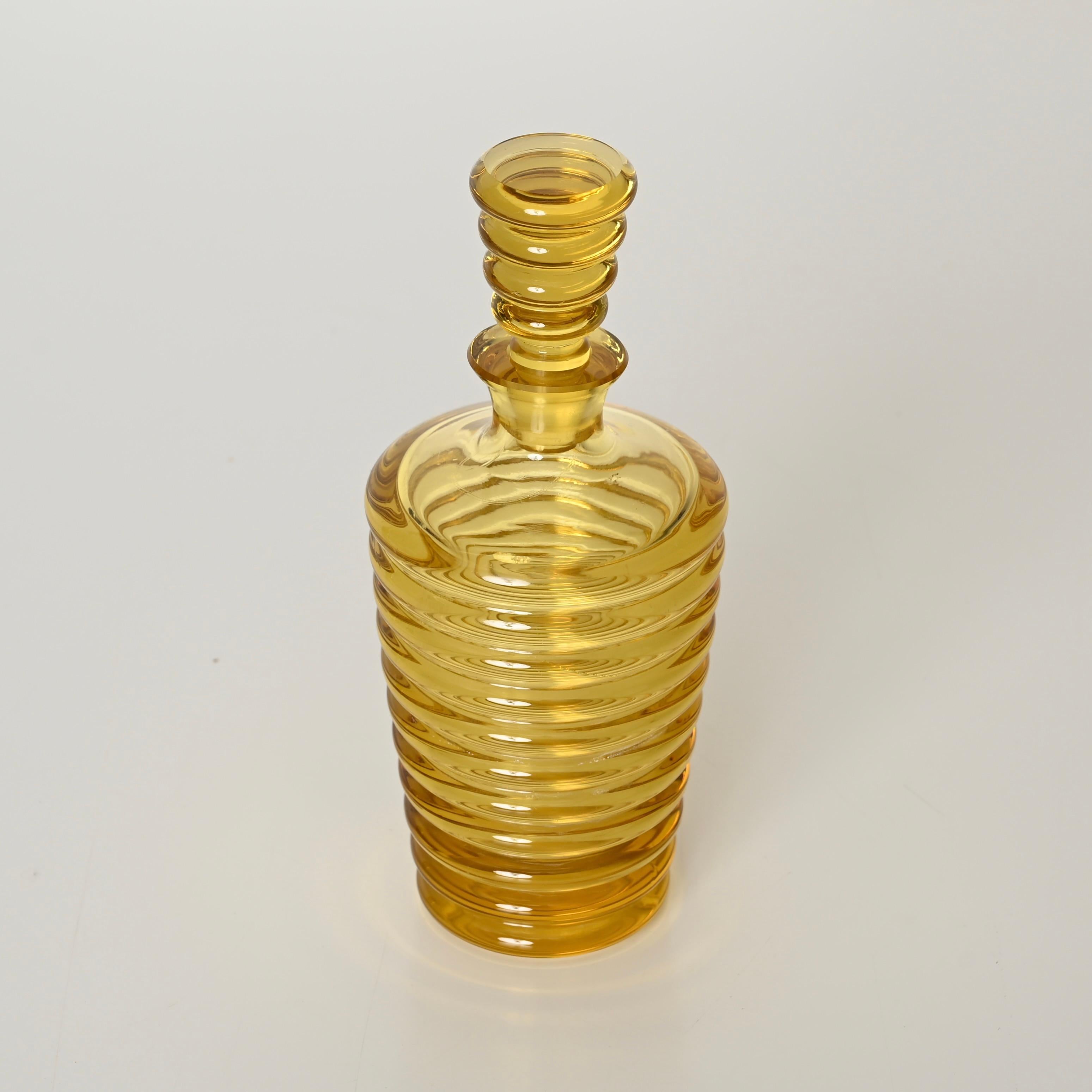 Art Decor Flasche aus gelbem mundgeblasenem Murano-Glas Italienisch, 1930er Jahre im Angebot 3