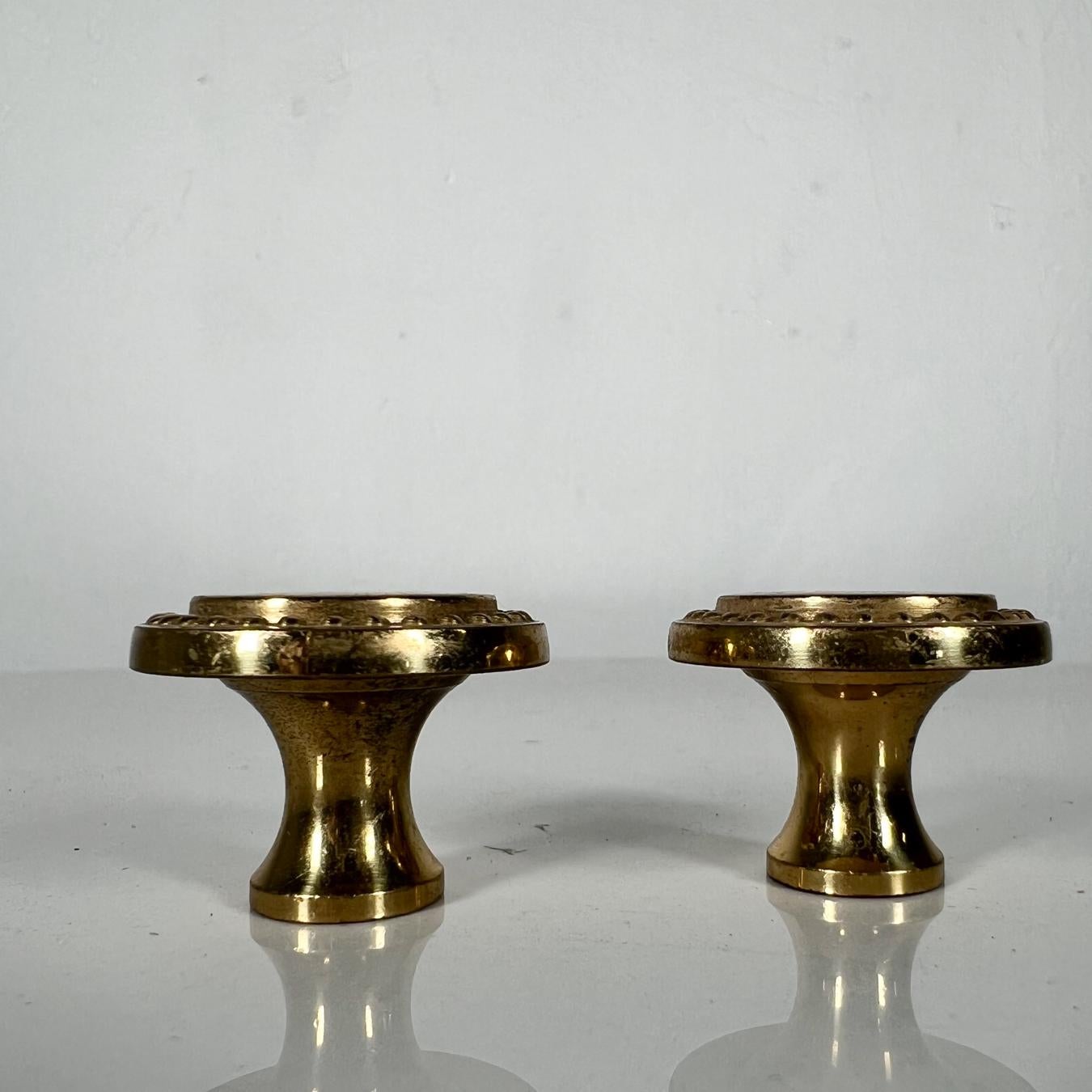 Art Deco Decorative Brass Round Drawer Pulls Set of 4 In Good Condition In Chula Vista, CA